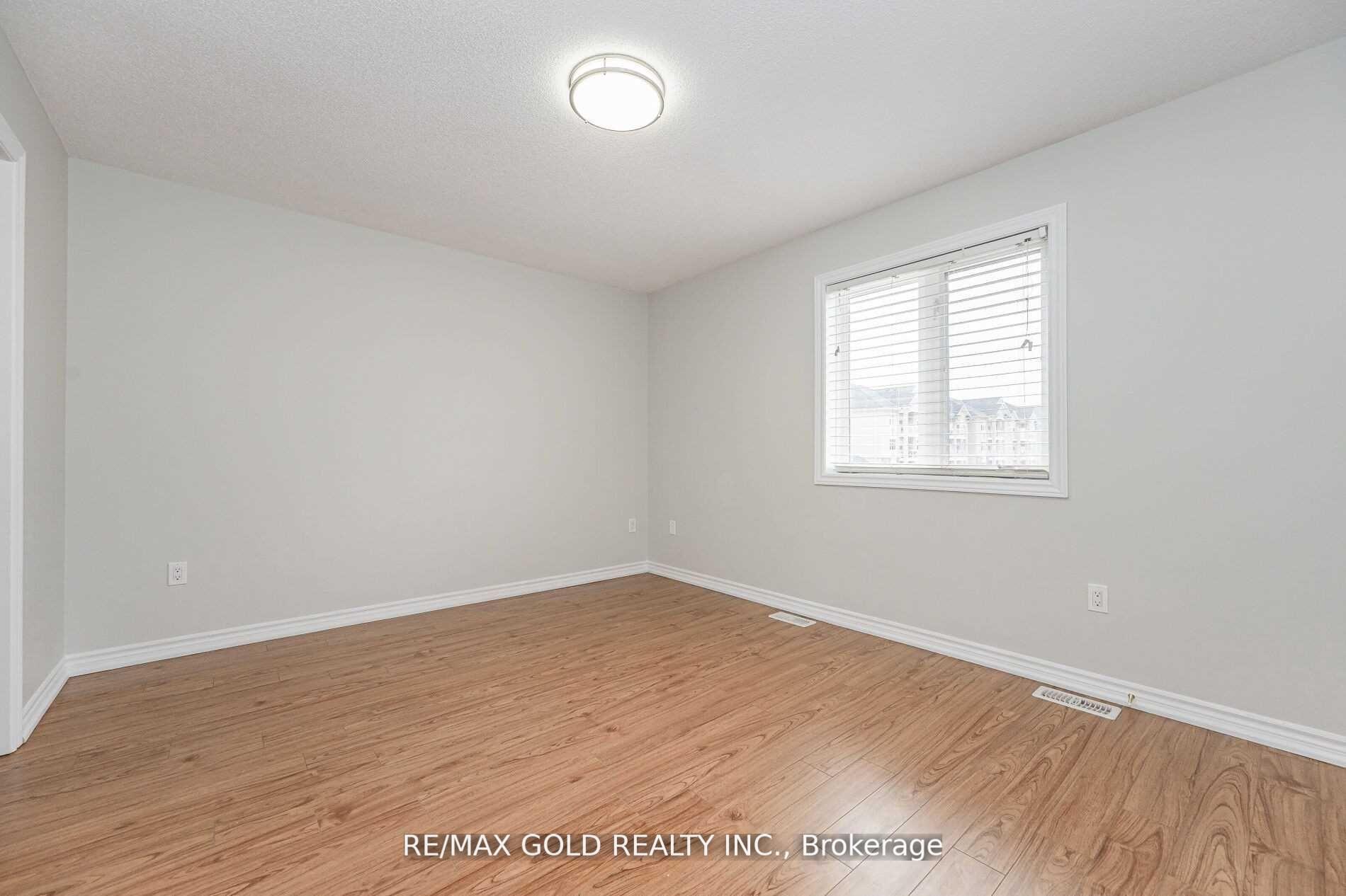 Photo 23 of Unit #125, 1380 Costigan Road, Milton, Clarke — HOMEH