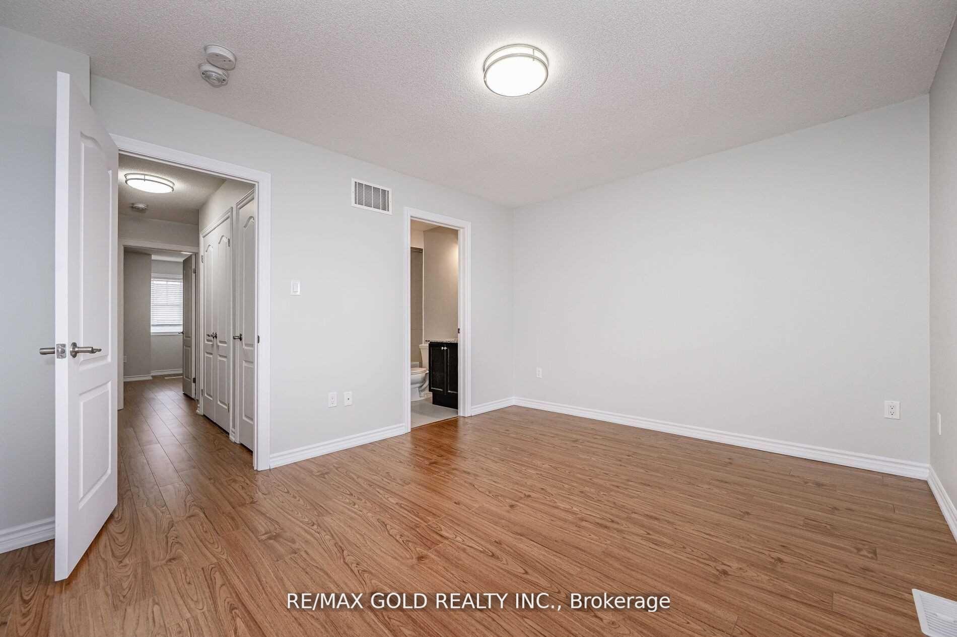 Photo 24 of Unit #125, 1380 Costigan Road, Milton, Clarke — HOMEH