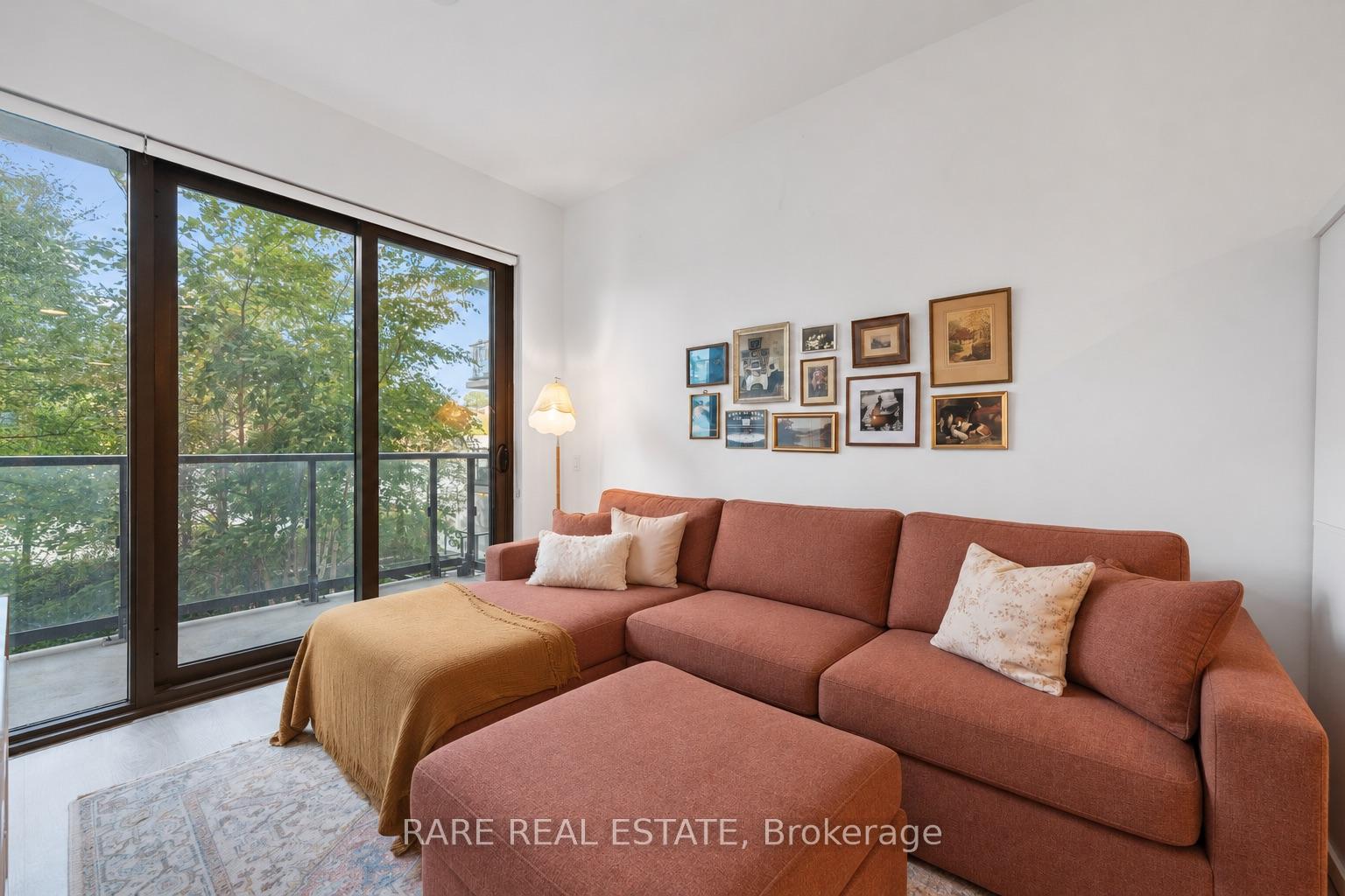 Photo 9 of Unit 331, 280 Howland Avenue, Toronto, The Annex — HOMEH