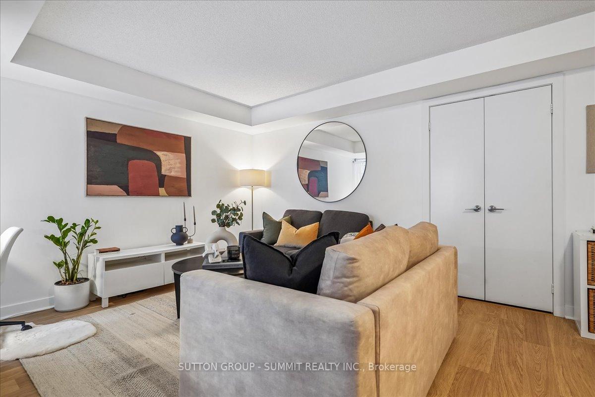 Photo 4 of Unit 1012, 100 Western Battery Road, Toronto, Niagara — HOMEH