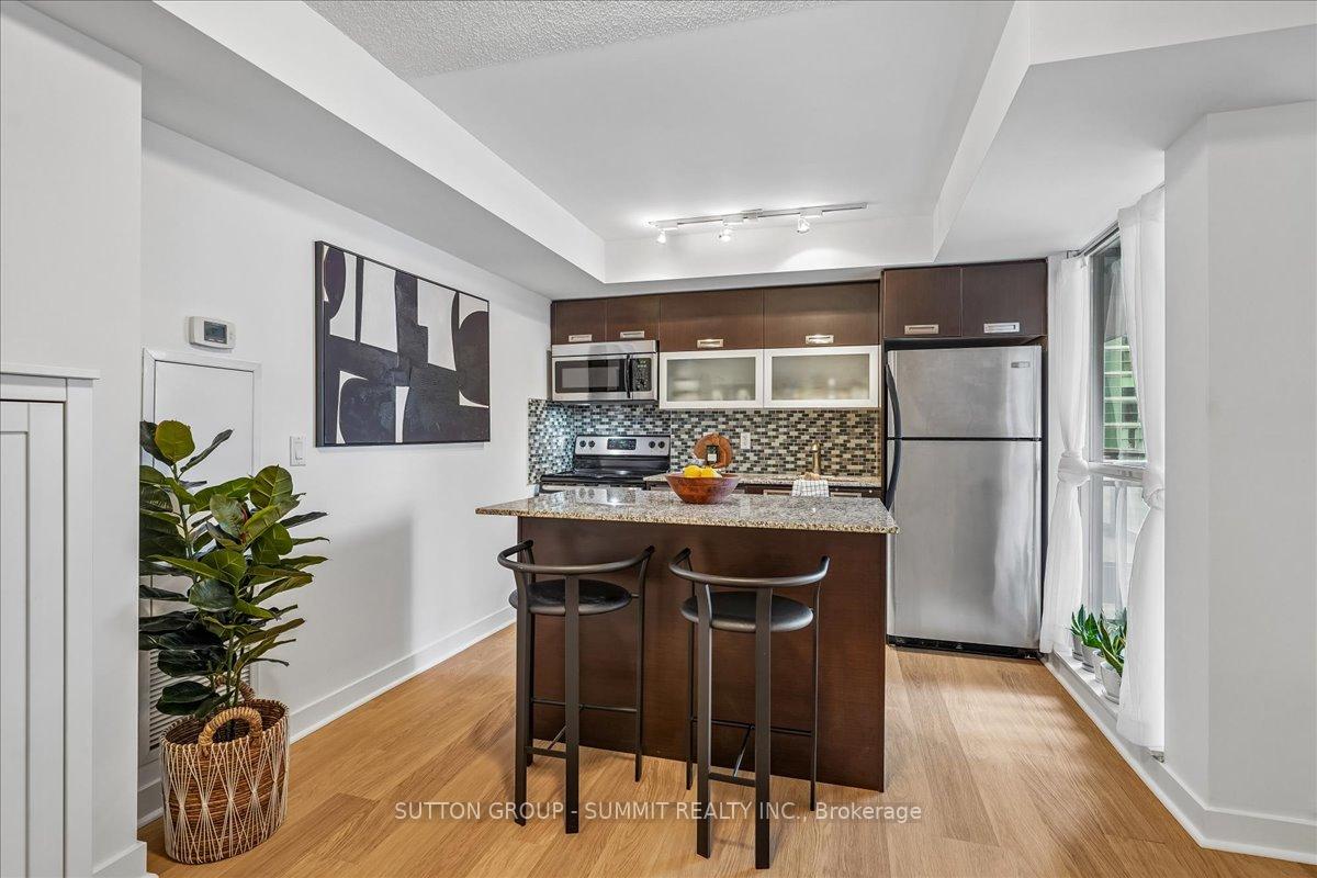 Photo 10 of Unit 1012, 100 Western Battery Road, Toronto, Niagara — HOMEH
