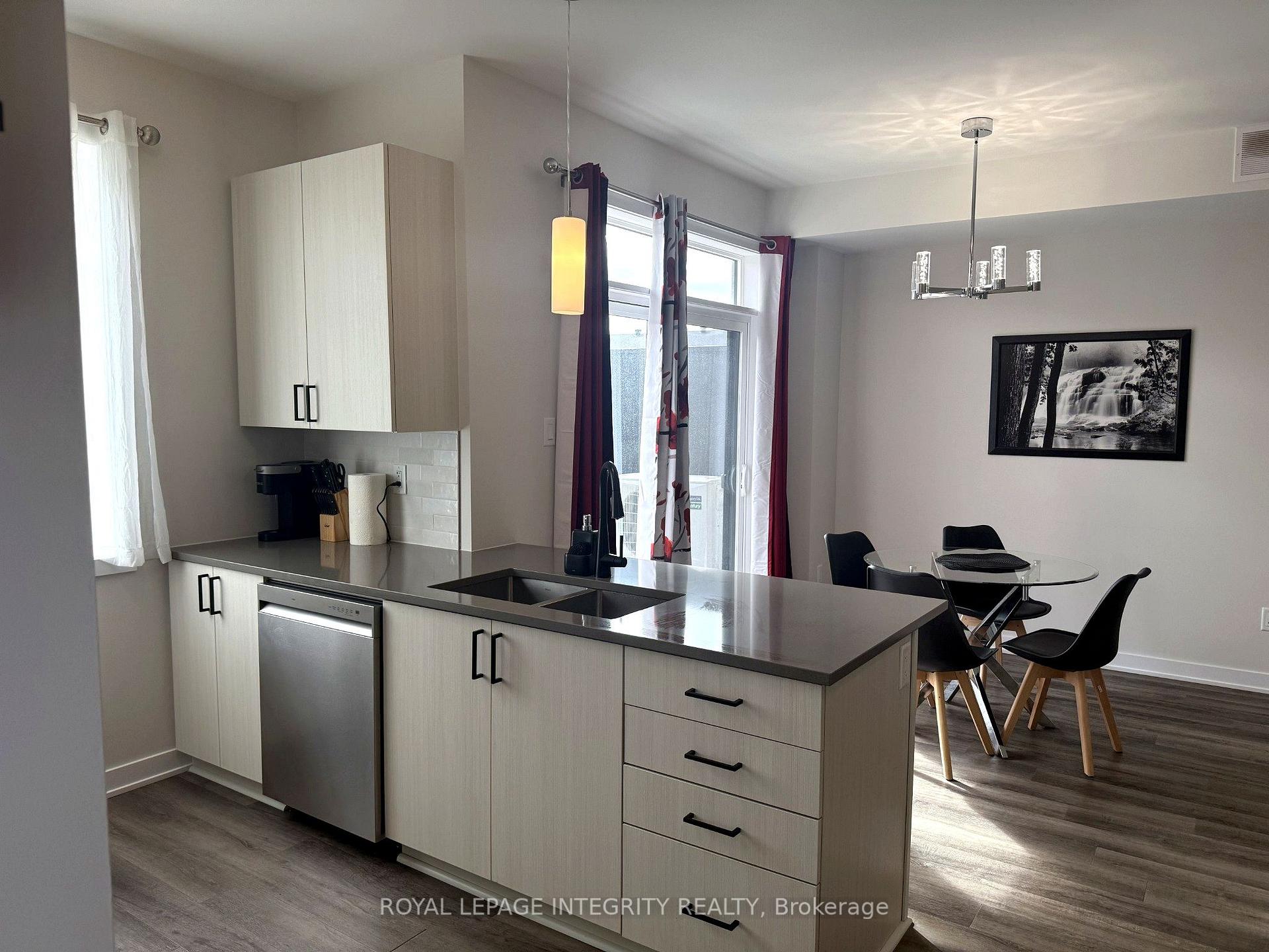 Photo 24 of 409 Jewelwing Pvt, Ottawa, Blossom Park/Kemp Park/Findlay Creek — HOMEH