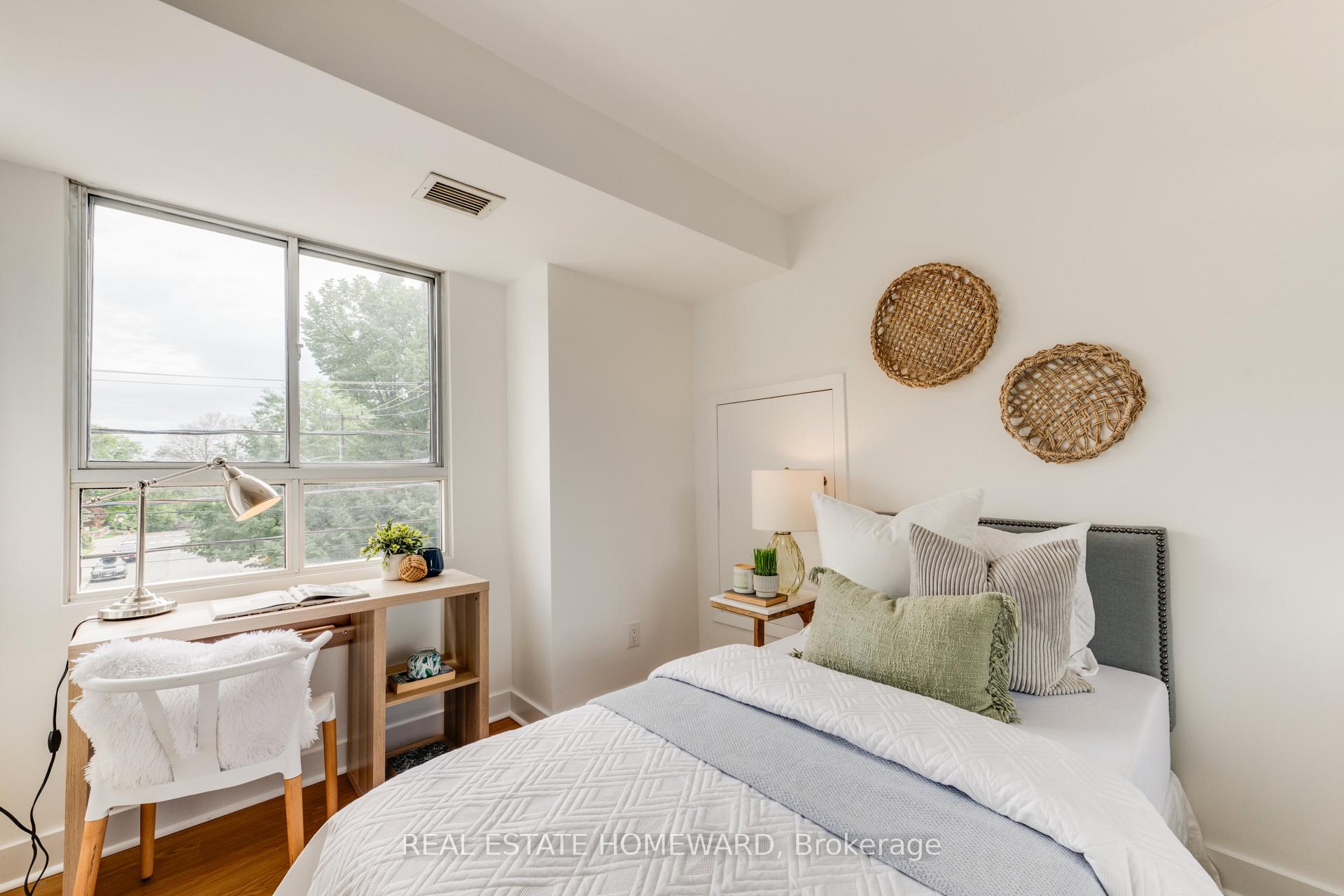 Photo 14 of Unit 304, 716 Kingston Road, Toronto, The Beaches — HOMEH