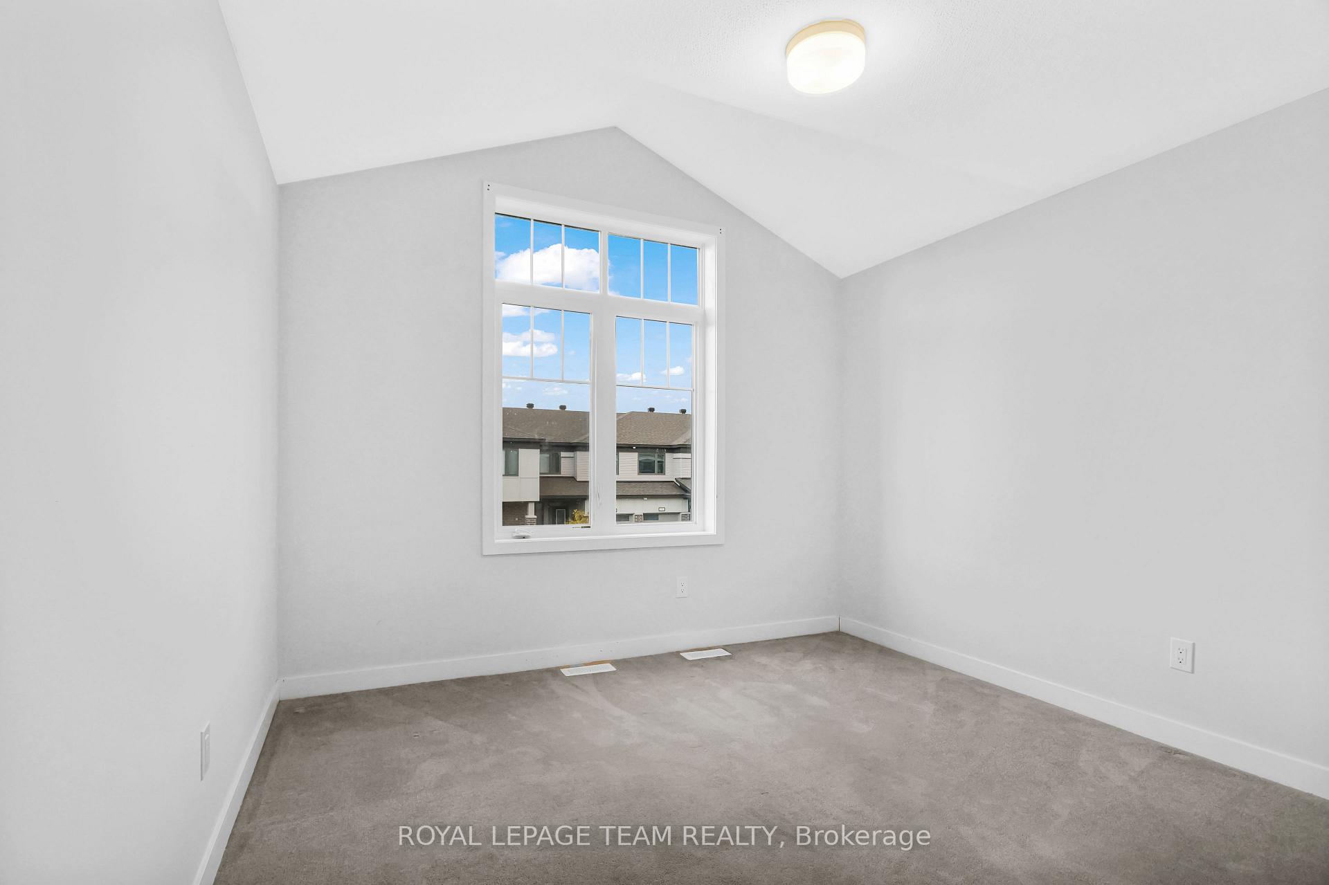 Photo 19 of 2177 Winsome Terrace, Ottawa, Fallingbrook/Gardenway South — HOMEH