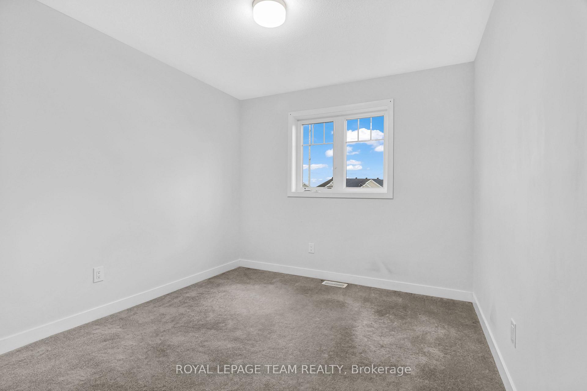 Photo 23 of 2177 Winsome Terrace, Ottawa, Fallingbrook/Gardenway South — HOMEH