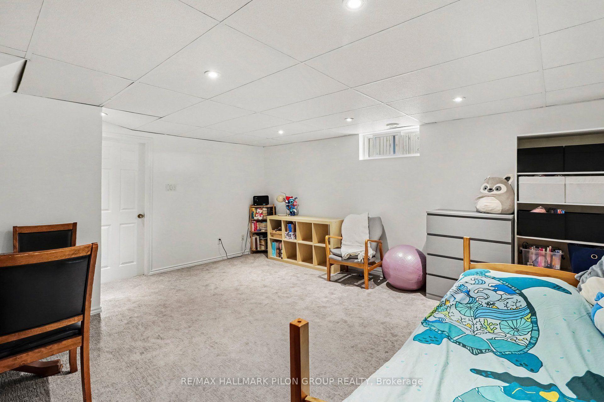 Photo 20 of 16 Eastpark Drive, Ottawa, Blackburn Hamlet — HOMEH