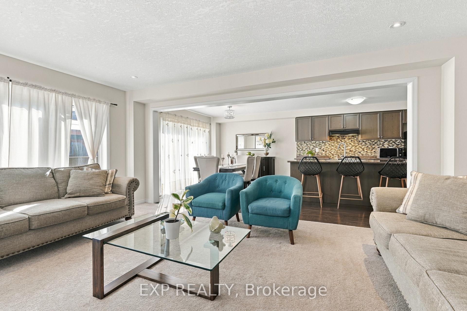 Photo 5 of 7720 Shadbush Lane, Niagara Falls, Brown — HOMEH