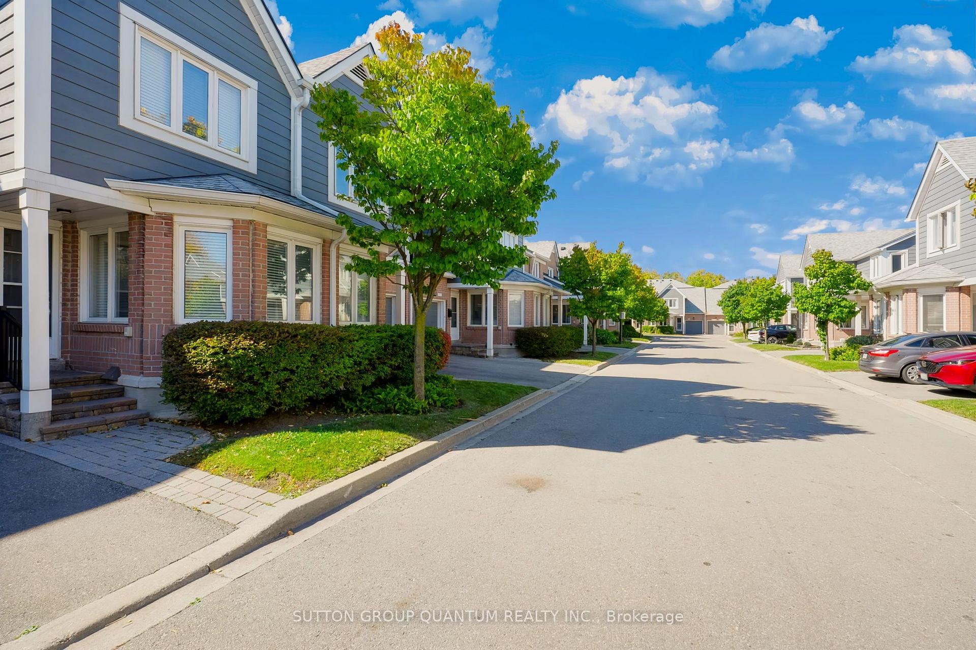 Photo 2 of Unit 71, 2205 South Millway, Mississauga, Erin Mills — HOMEH