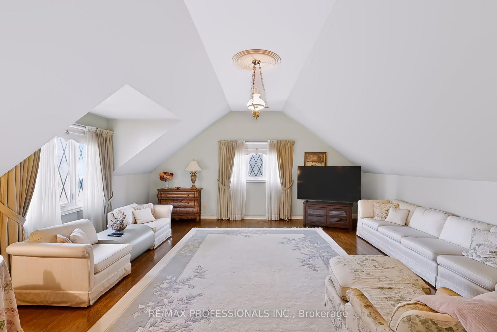 Photo 15 of 3979 River Mill Way, Mississauga, Rathwood — HOMEH