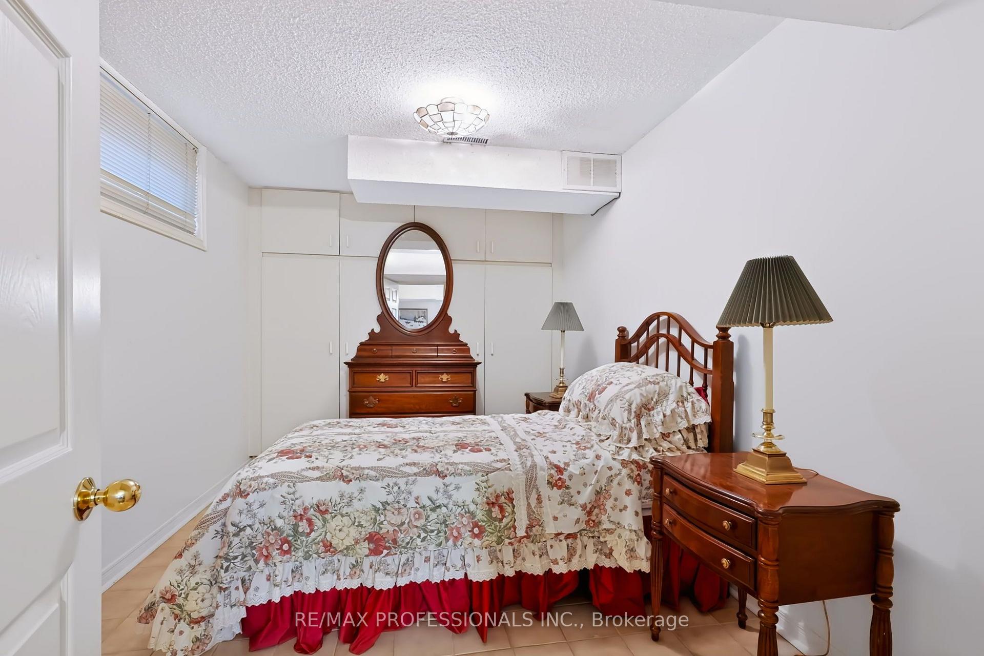 Photo 35 of 3979 River Mill Way, Mississauga, Rathwood — HOMEH