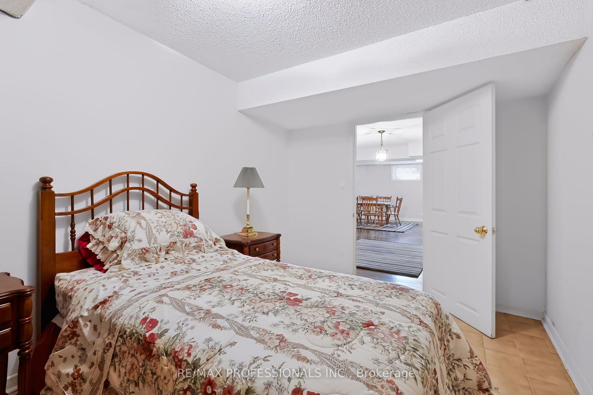Photo 36 of 3979 River Mill Way, Mississauga, Rathwood — HOMEH