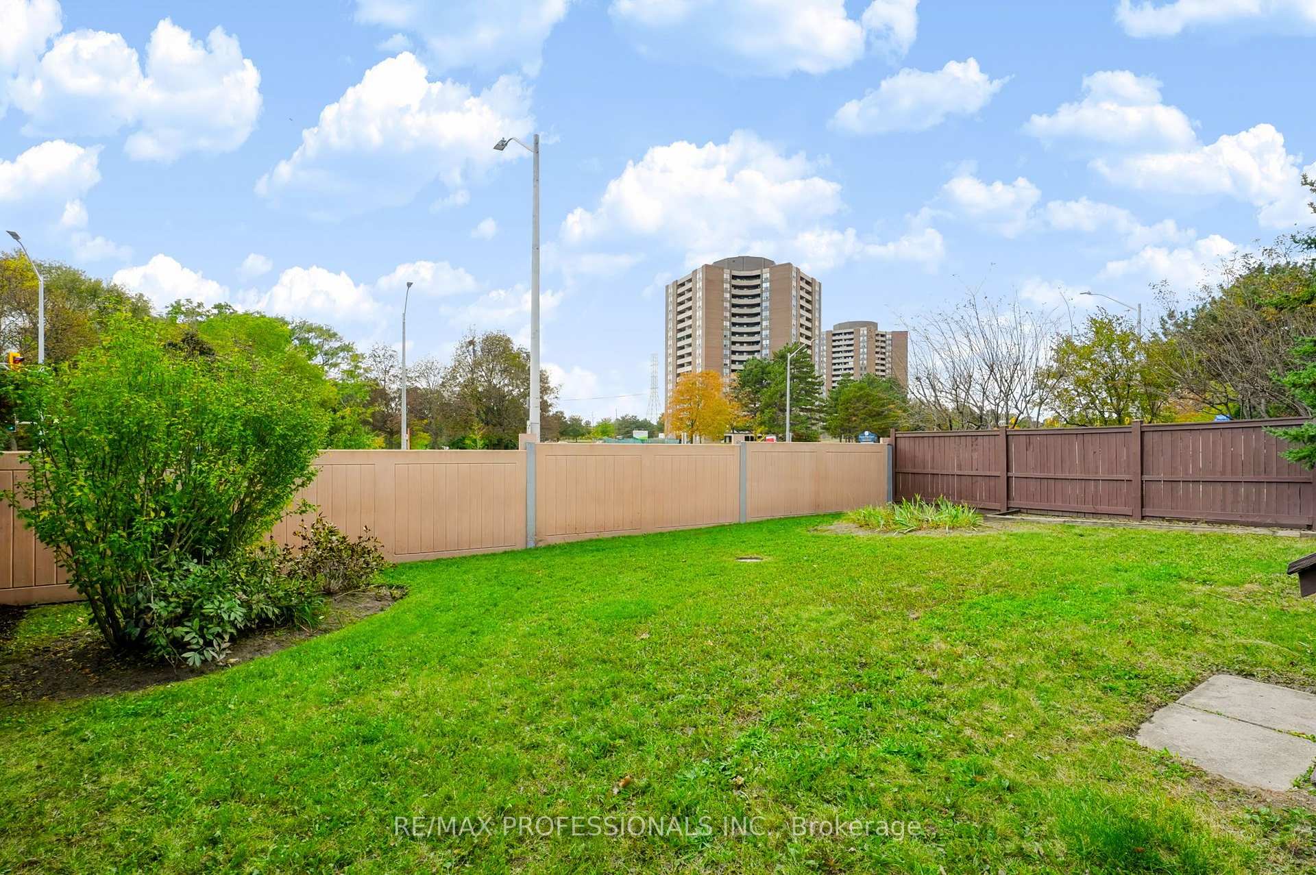 Photo 47 of 3979 River Mill Way, Mississauga, Rathwood — HOMEH