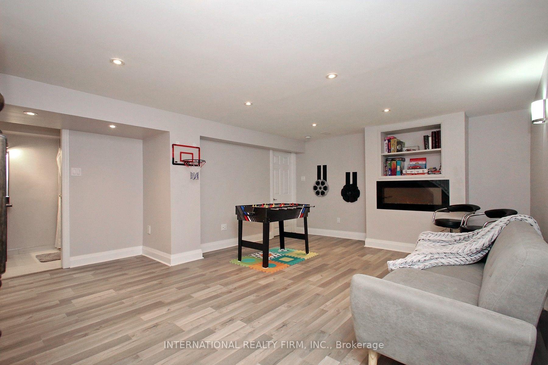 Photo 29 of 1876 Bicroft Court, Pickering, Liverpool — HOMEH