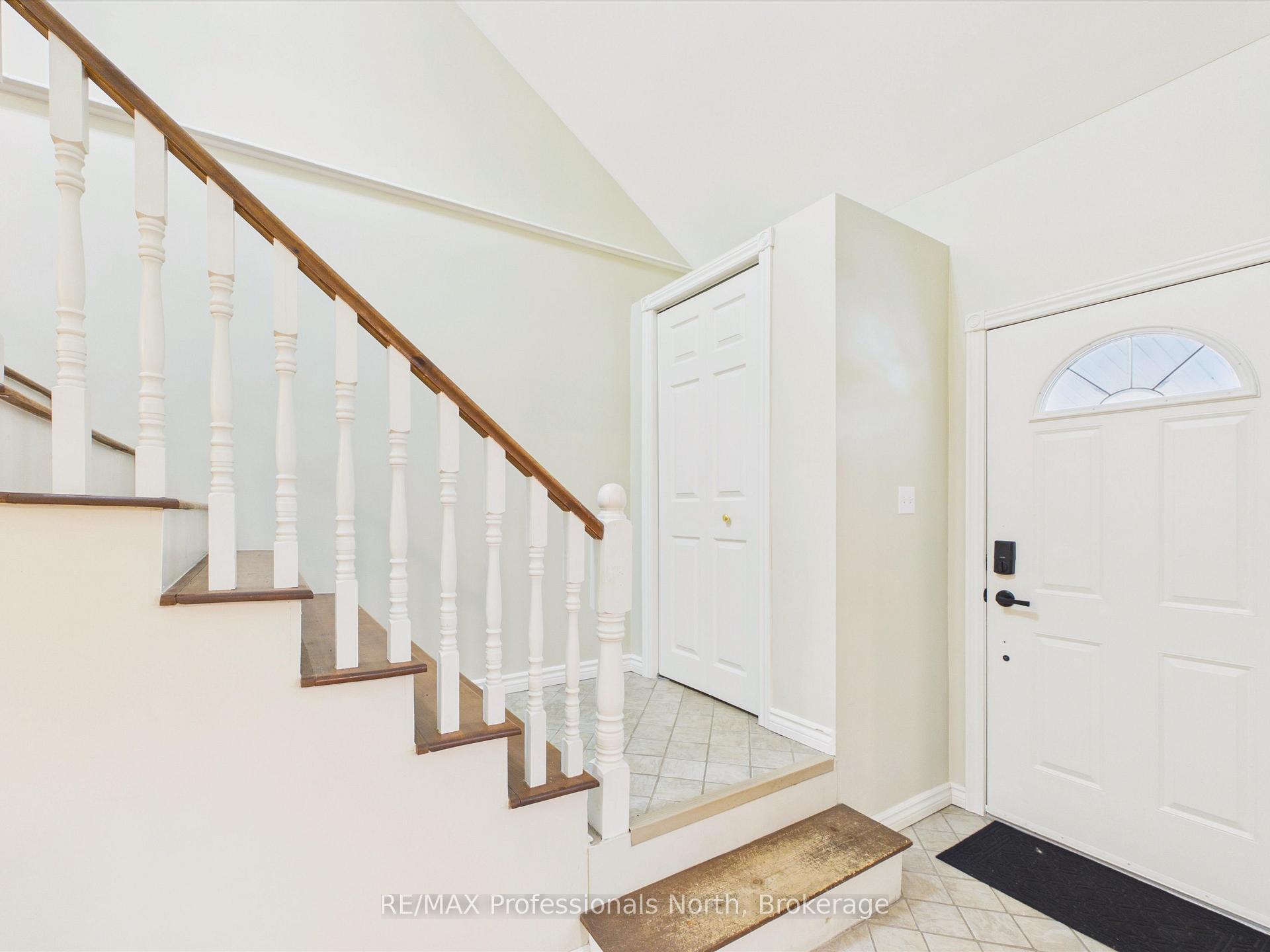 Photo 5 of 1130 Cedar Lane, Bracebridge, Macaulay — HOMEH