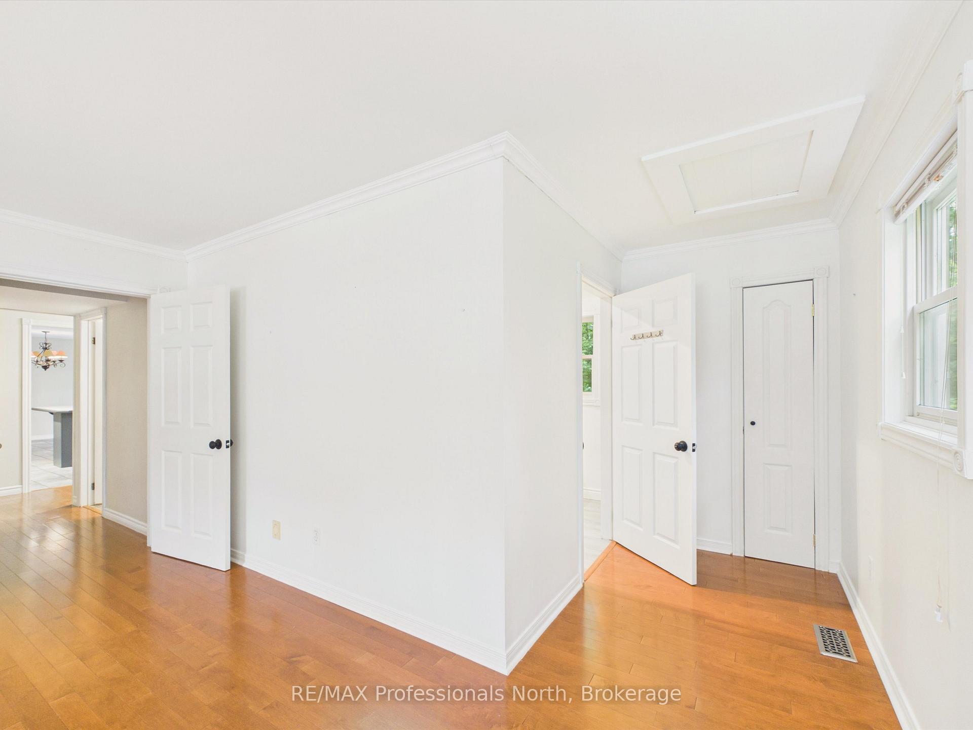 Photo 11 of 1130 Cedar Lane, Bracebridge, Macaulay — HOMEH