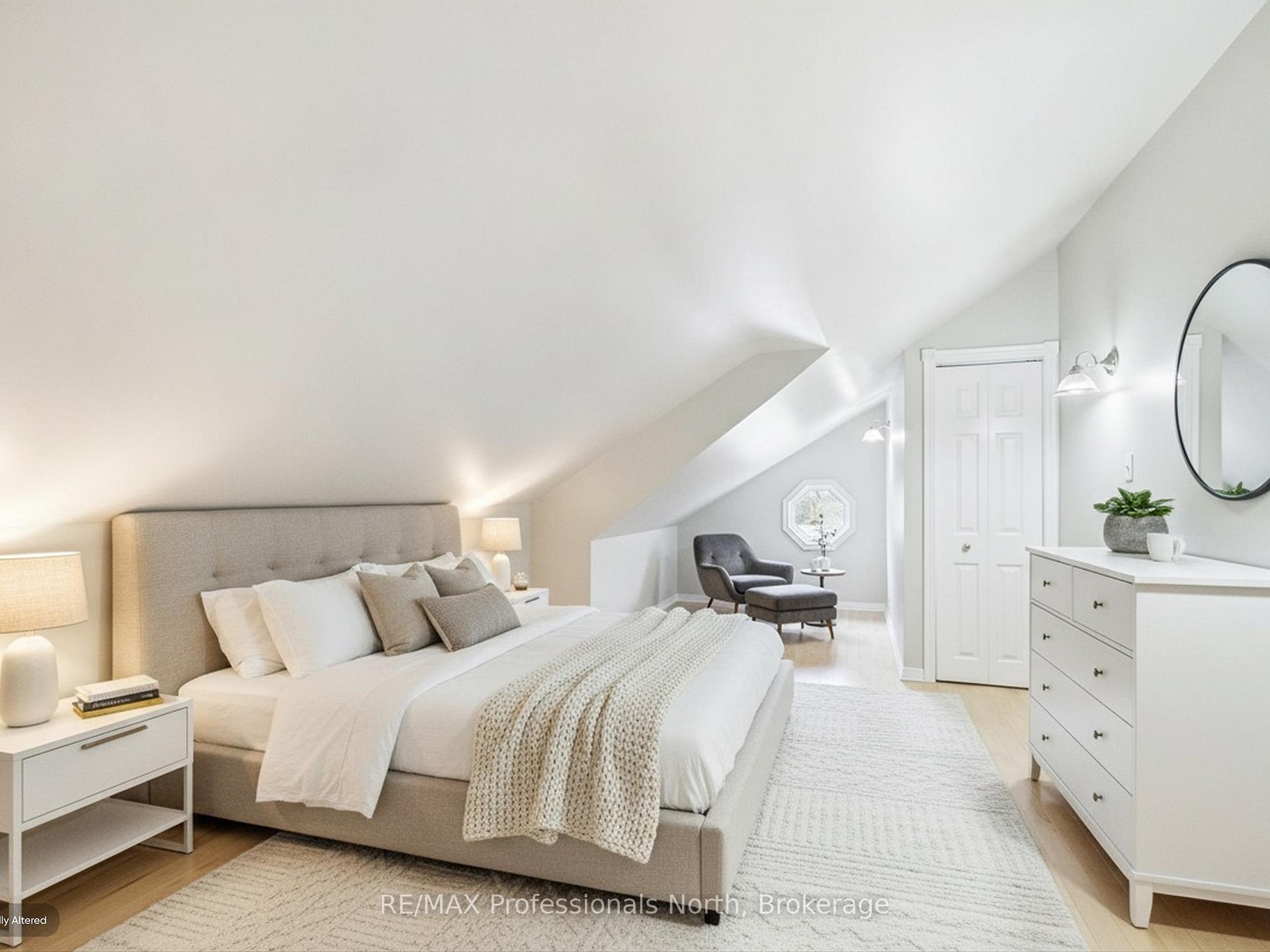 Photo 20 of 1130 Cedar Lane, Bracebridge, Macaulay — HOMEH