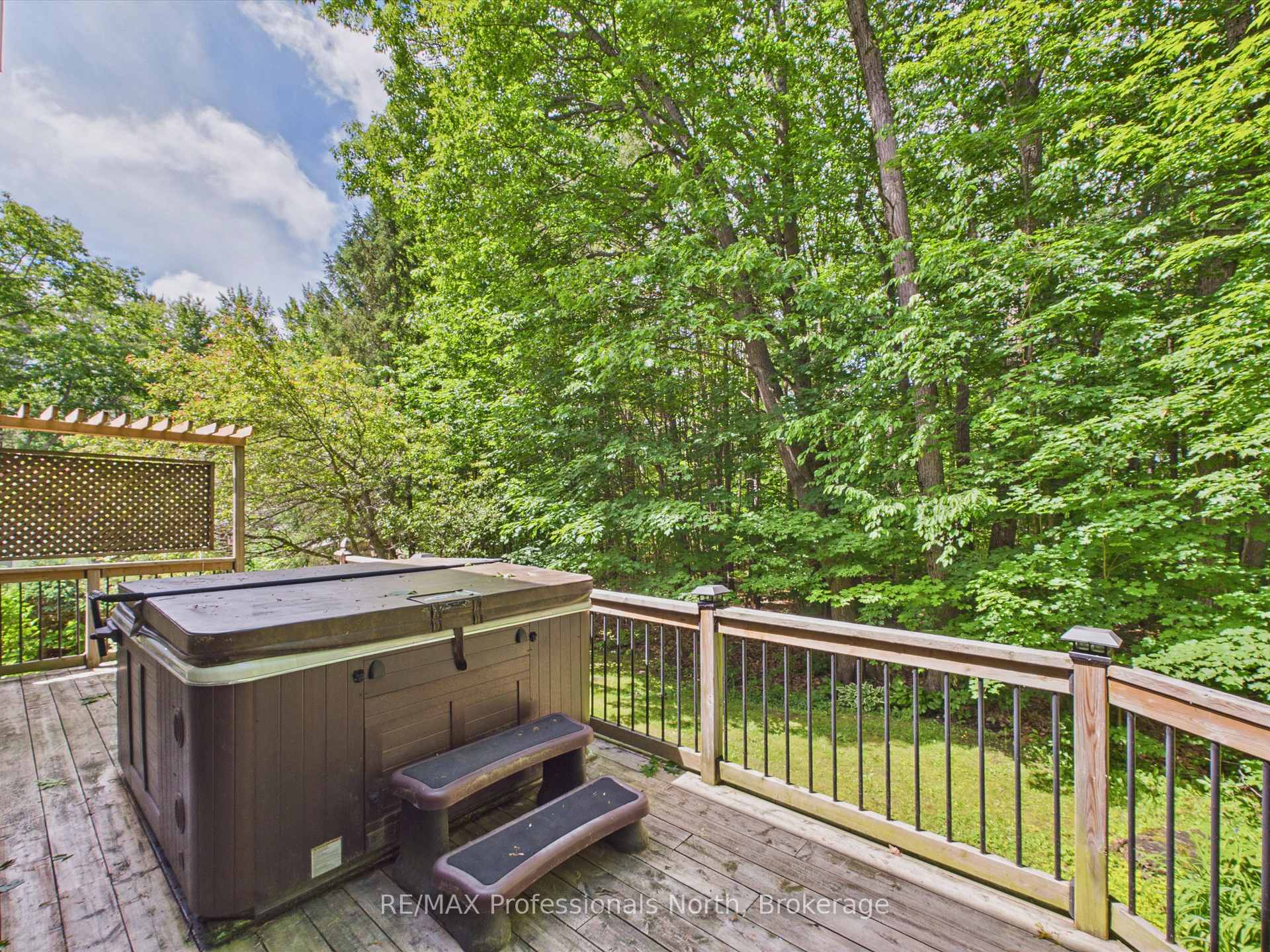 Photo 30 of 1130 Cedar Lane, Bracebridge, Macaulay — HOMEH