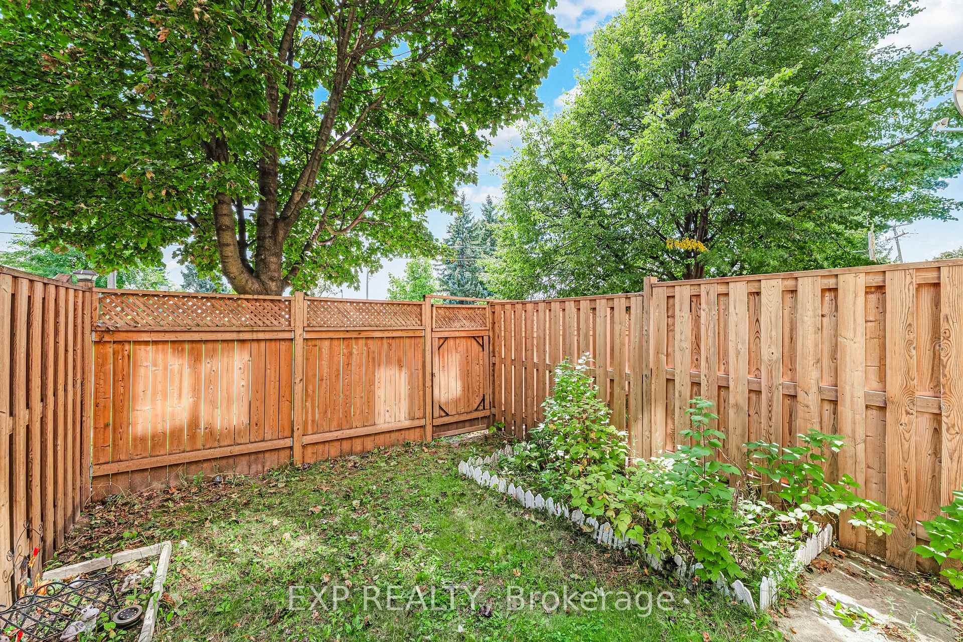 Photo 4 of 144 Bartley Drive, North York, Victoria Village — HOMEH