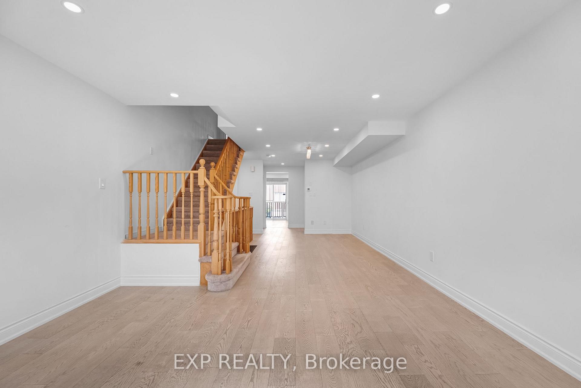 Photo 24 of 144 Bartley Drive, North York, Victoria Village — HOMEH