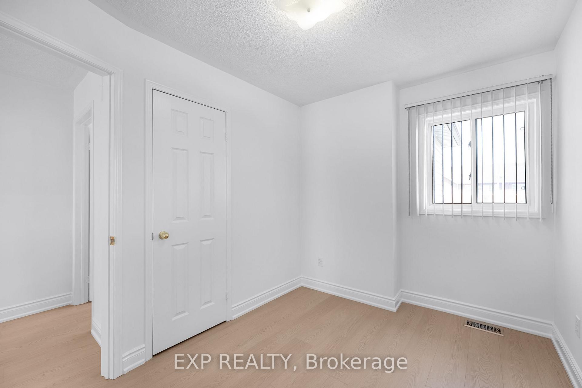 Photo 40 of 144 Bartley Drive, North York, Victoria Village — HOMEH
