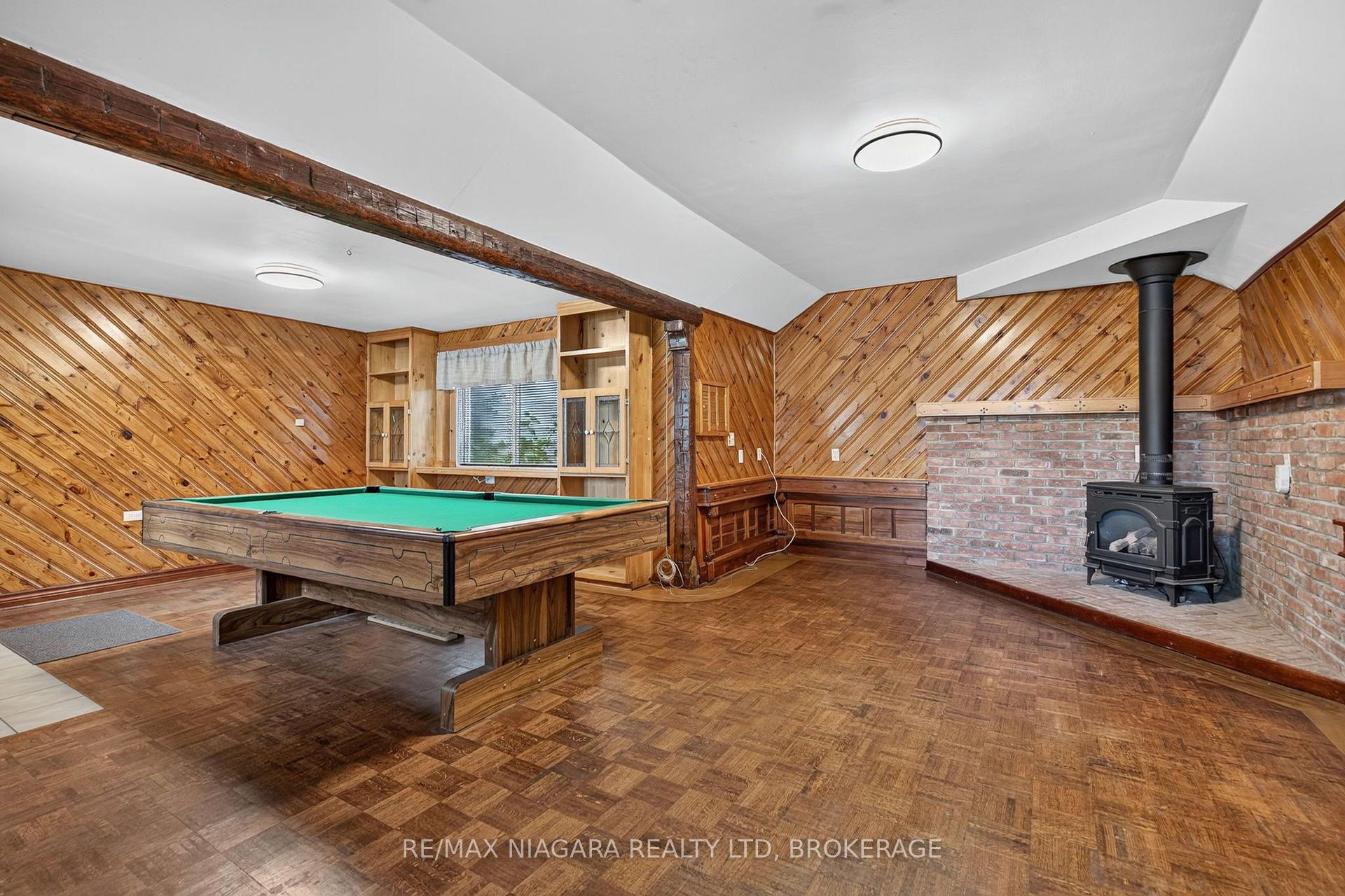 Photo 20 of 5657 Prince Edward Avenue, Niagara Falls, Hospital — HOMEH