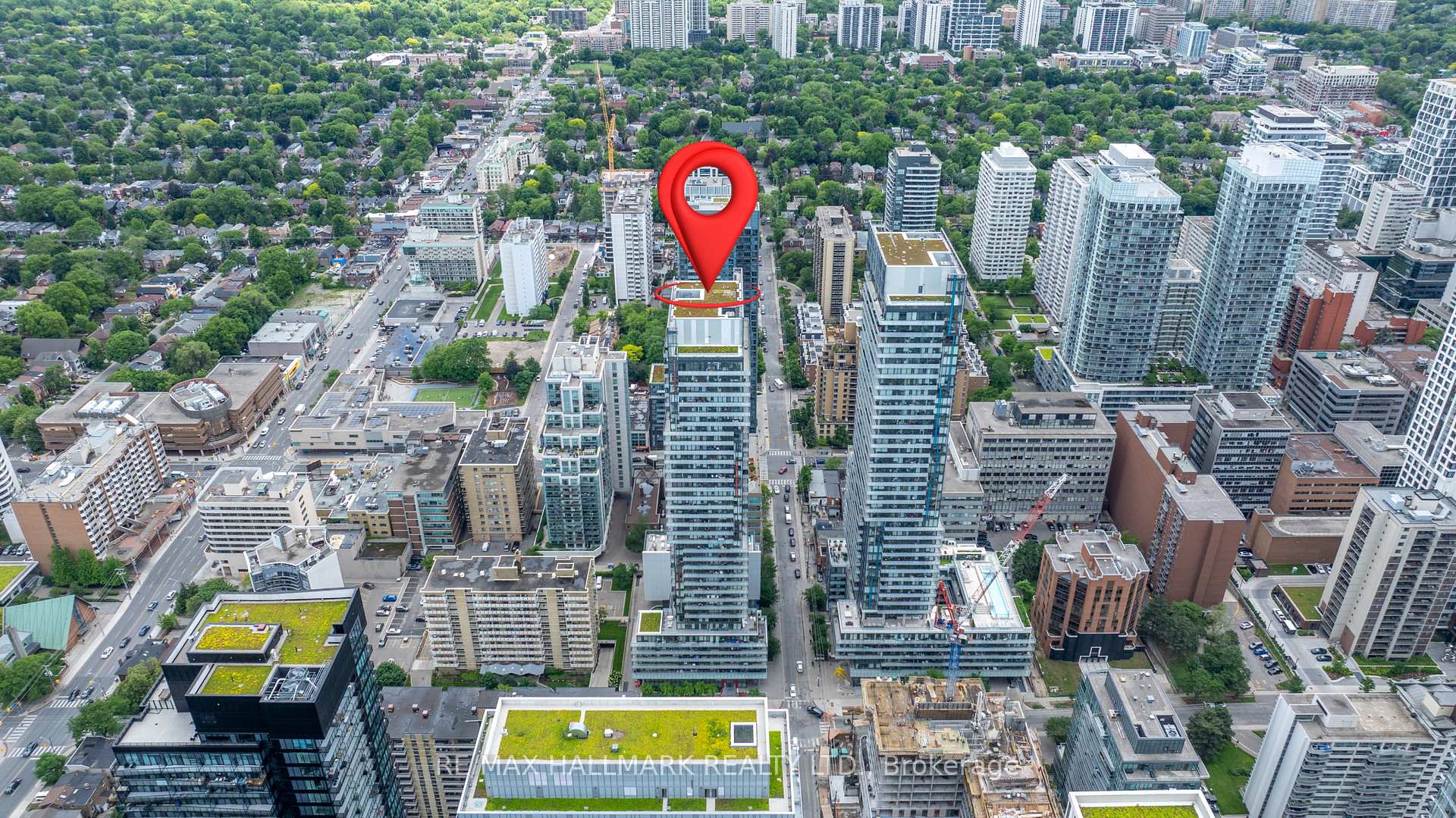Photo 2 of Unit PH 2, 185 Roehampton Avenue, Toronto, Mount Pleasant West — HOMEH