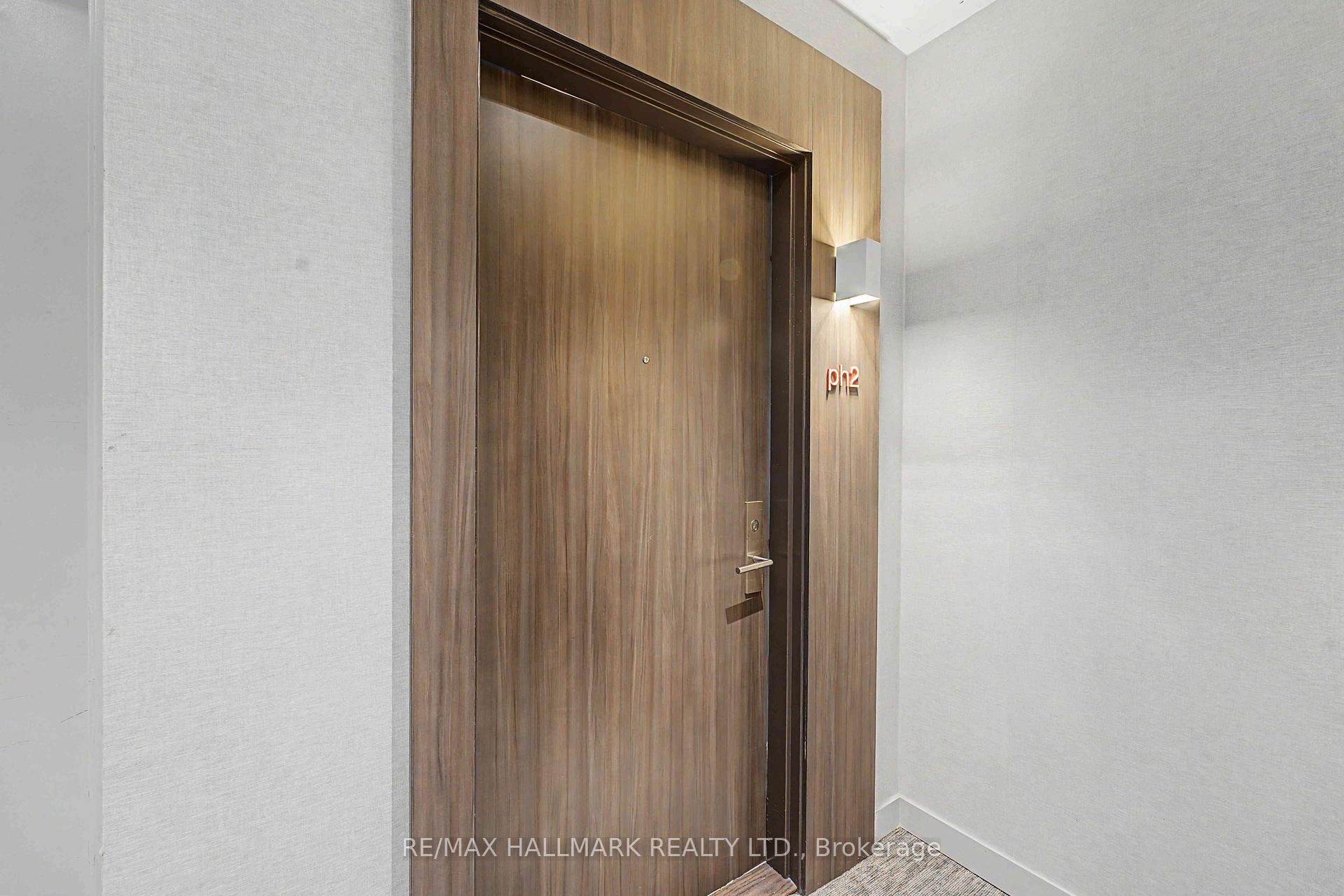 Photo 6 of Unit PH 2, 185 Roehampton Avenue, Toronto, Mount Pleasant West — HOMEH