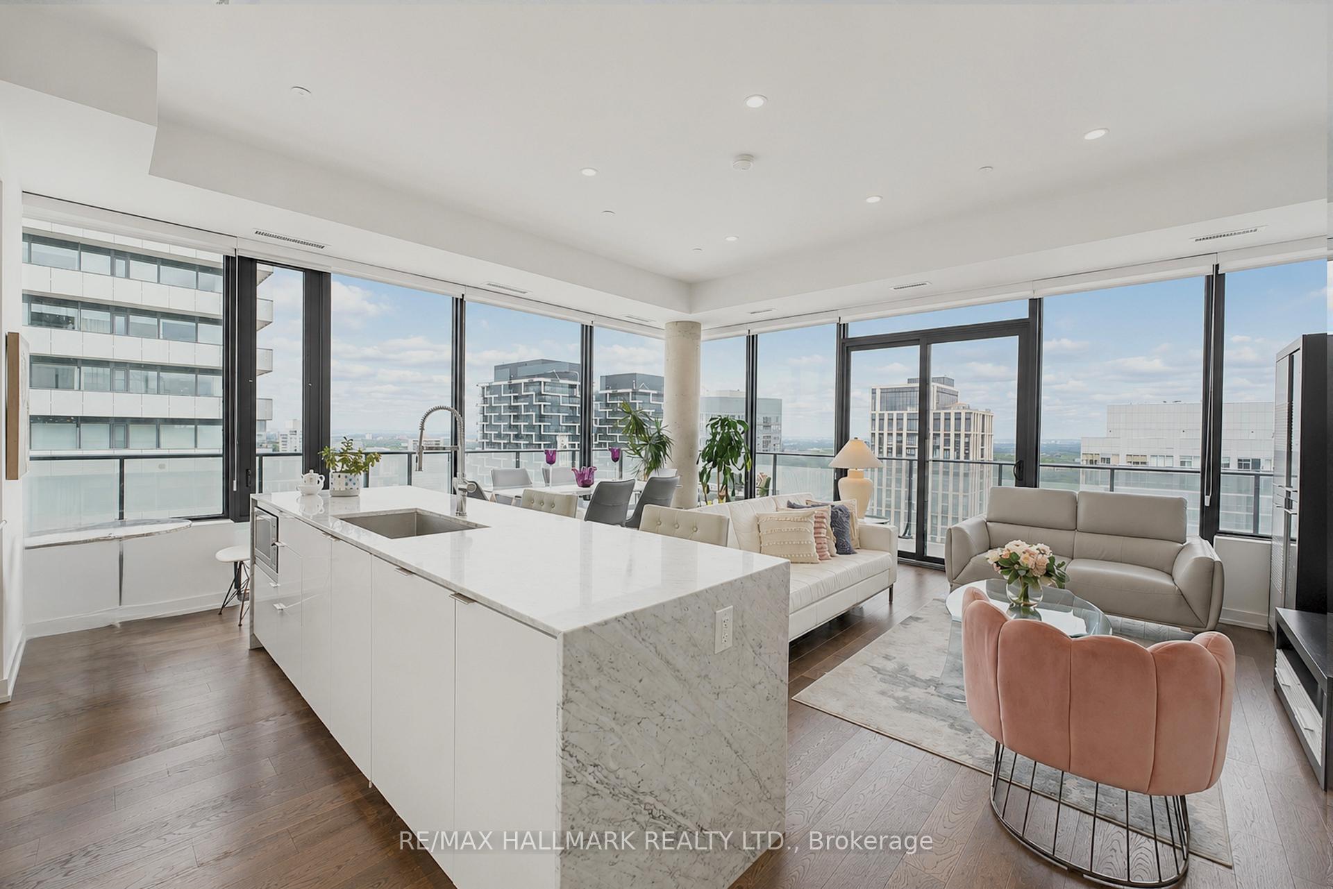 Photo 7 of Unit PH 2, 185 Roehampton Avenue, Toronto, Mount Pleasant West — HOMEH