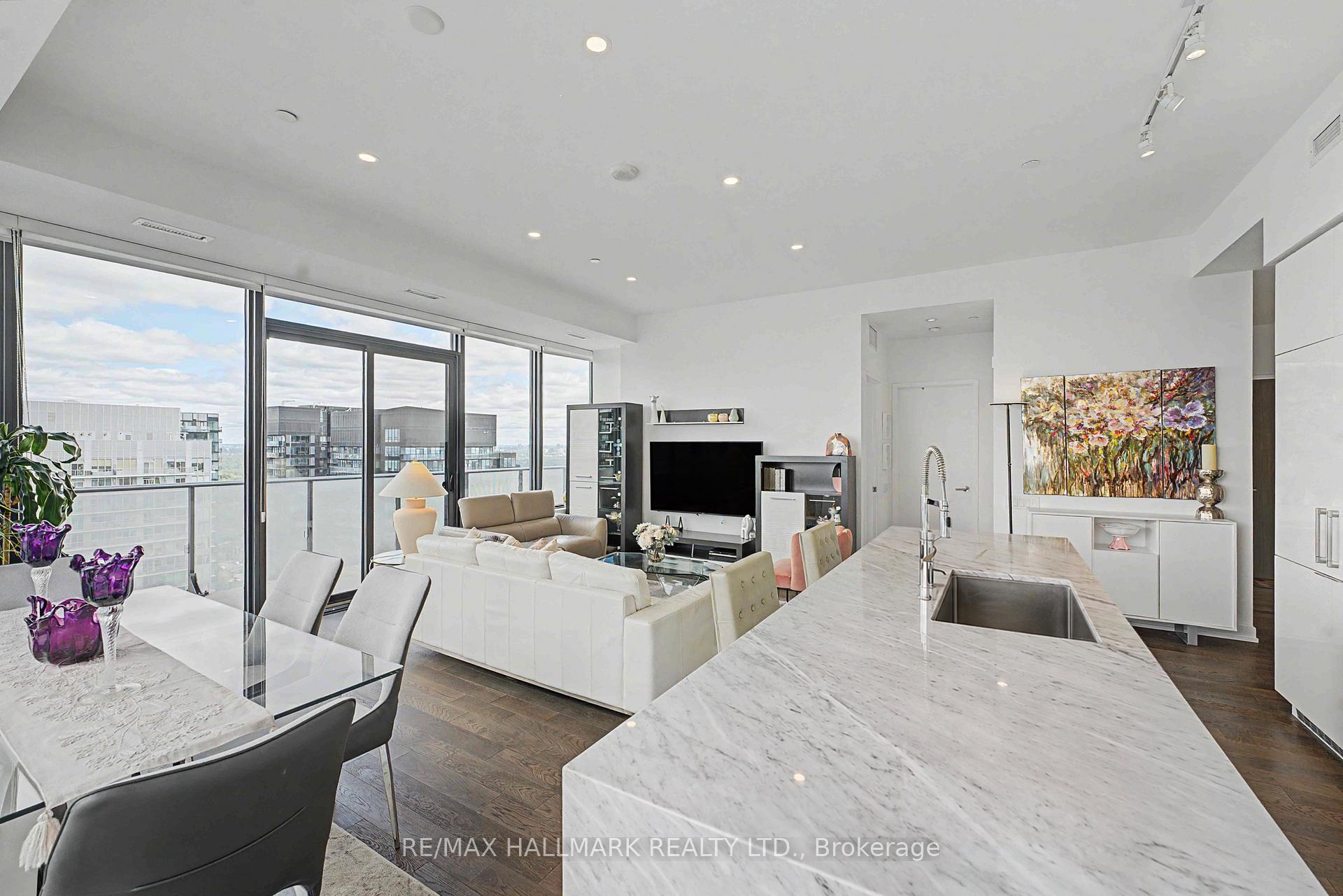 Photo 8 of Unit PH 2, 185 Roehampton Avenue, Toronto, Mount Pleasant West — HOMEH