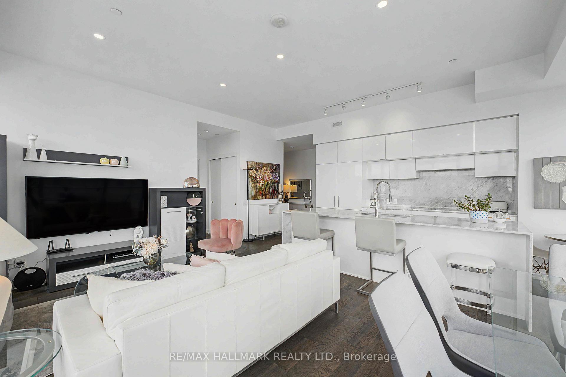 Photo 20 of Unit PH 2, 185 Roehampton Avenue, Toronto, Mount Pleasant West — HOMEH