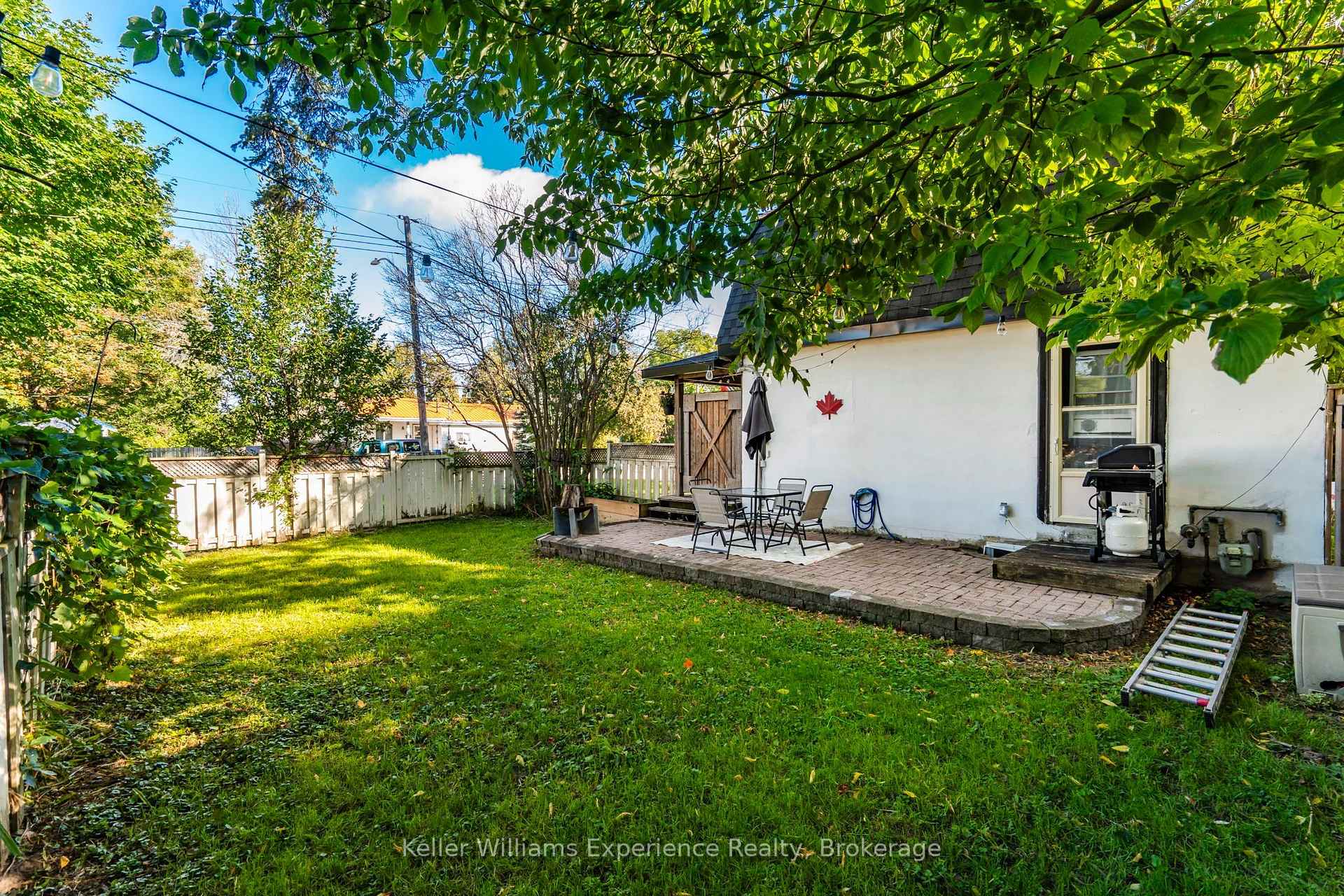 Photo 30 of 229 Donalda Street, Midland — HOMEH