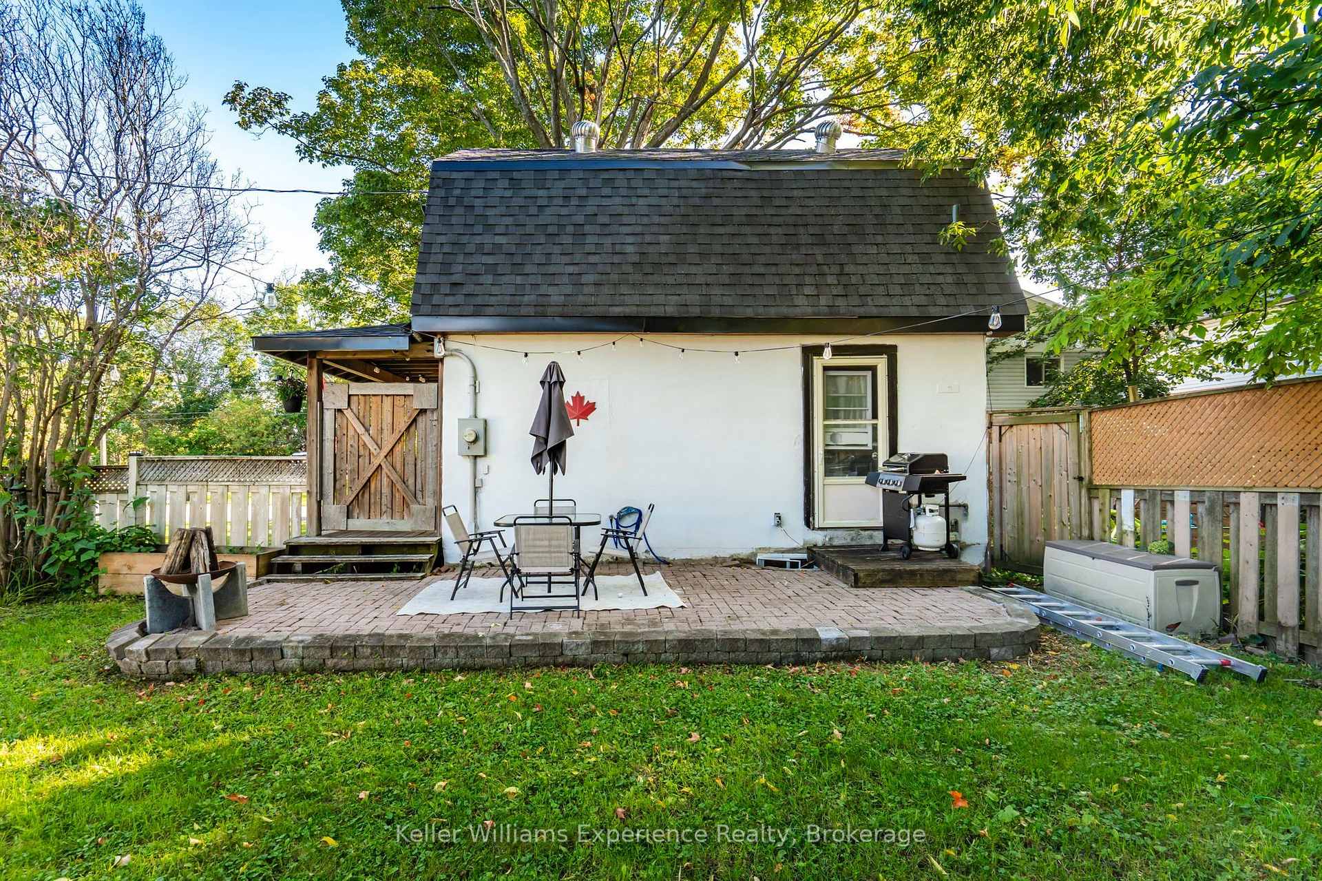 Photo 31 of 229 Donalda Street, Midland — HOMEH
