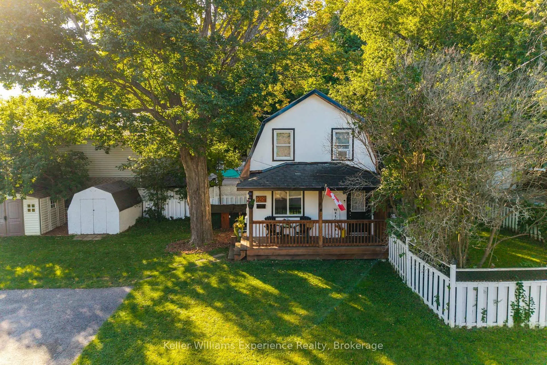 Photo of 229 Donalda Street