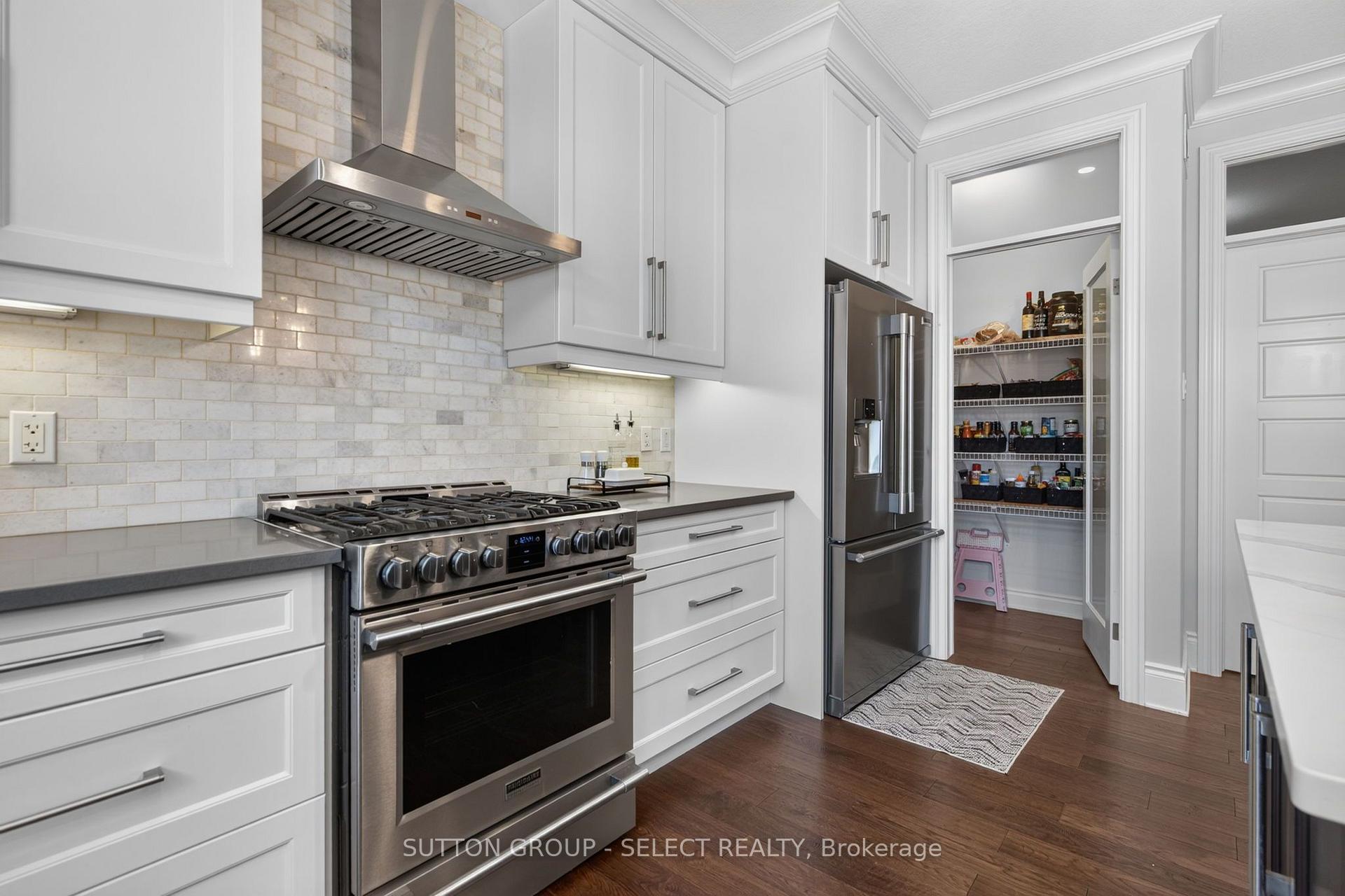 Photo 14 of 1042 Melsetter Way, London, North S — HOMEH