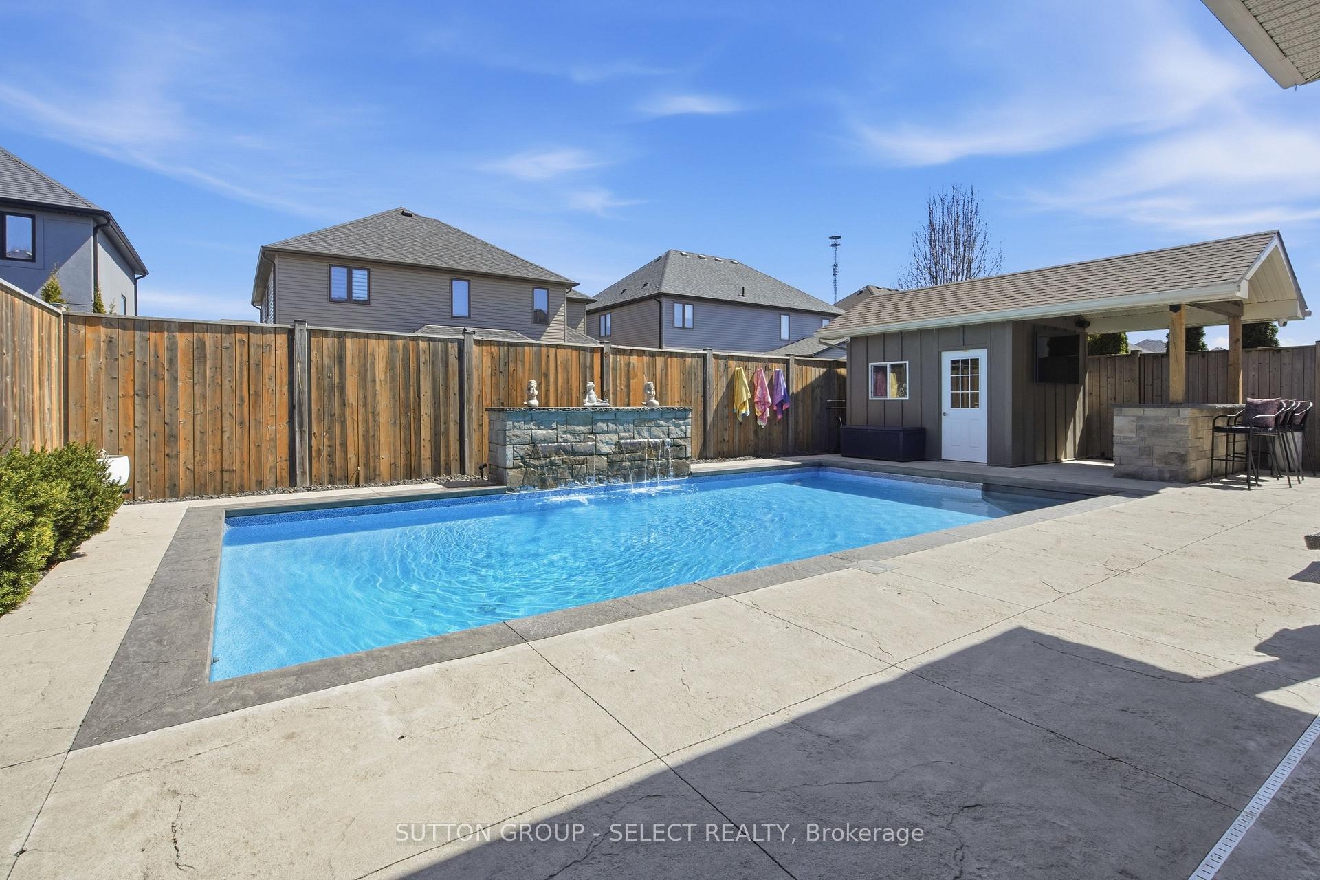 Photo 42 of 1042 Melsetter Way, London, North S — HOMEH