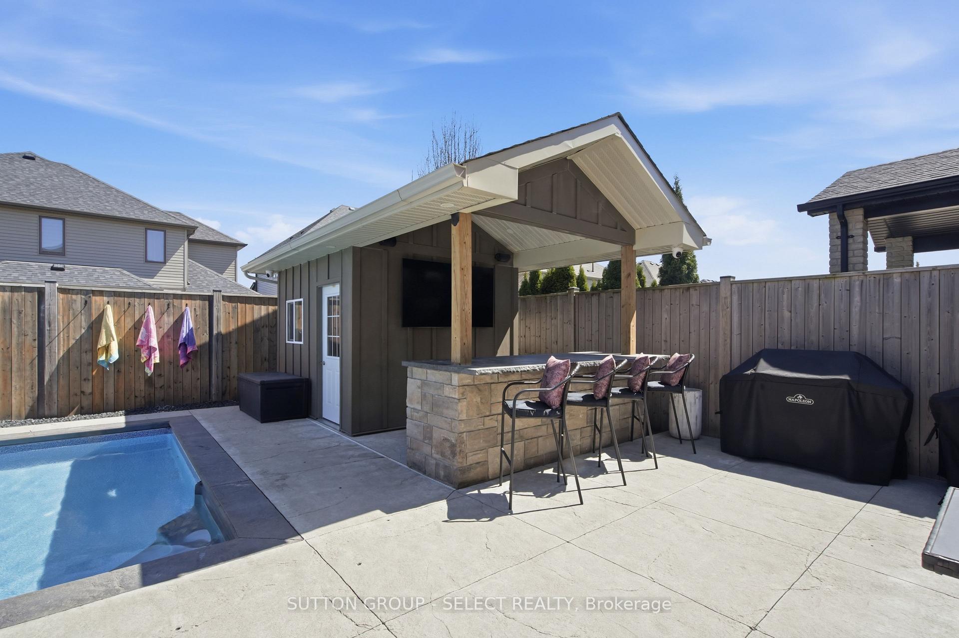 Photo 44 of 1042 Melsetter Way, London, North S — HOMEH