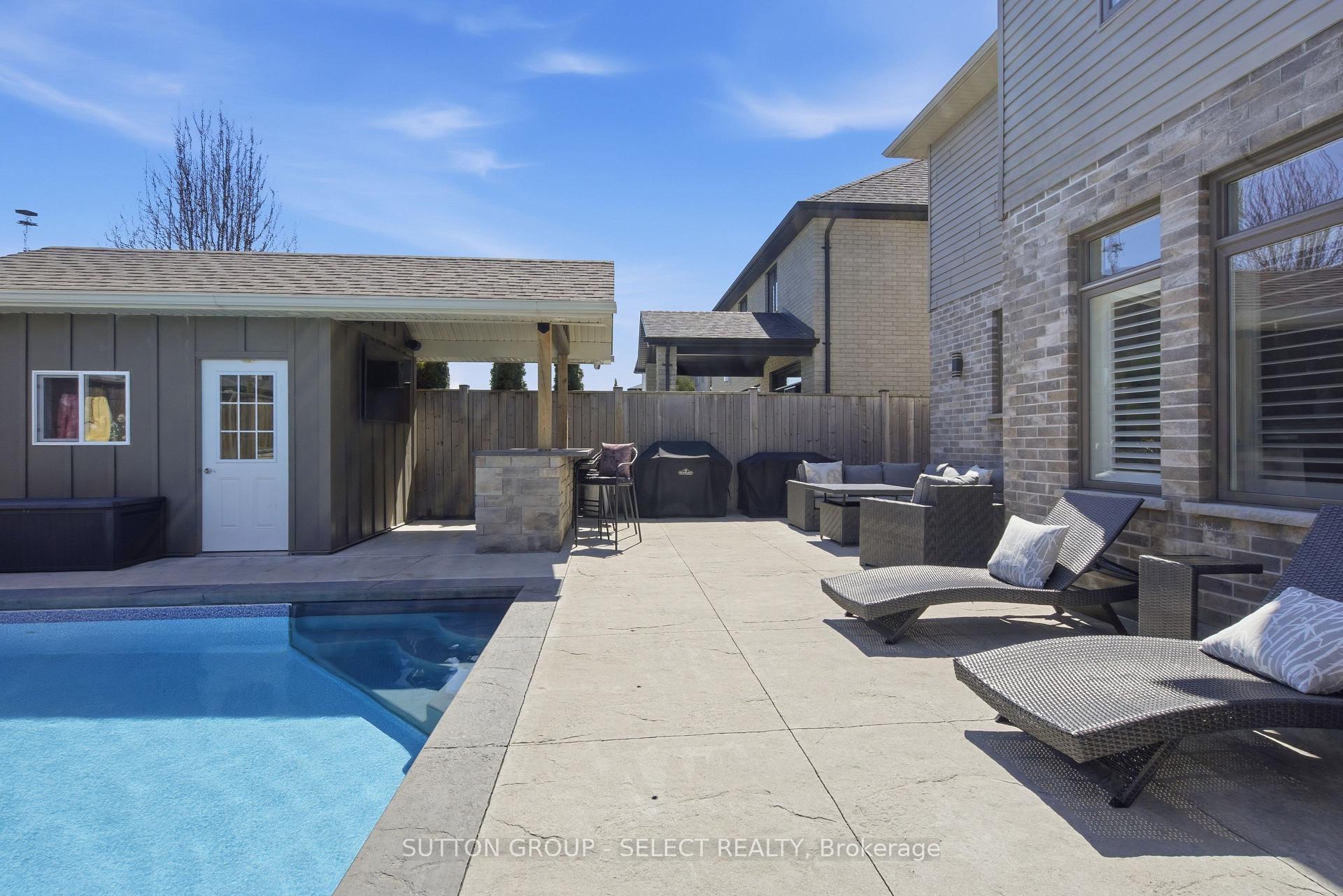 Photo 47 of 1042 Melsetter Way, London, North S — HOMEH