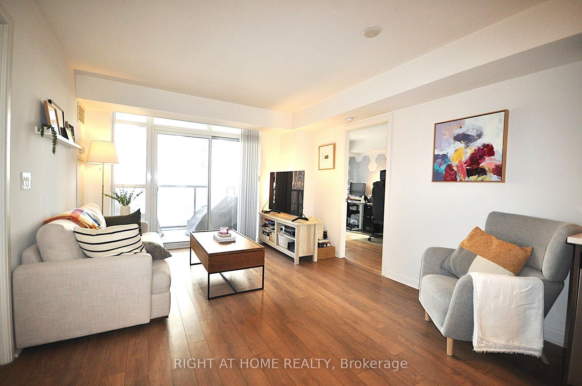 Photo 6 of Unit 711, 1 Michael Power Place, Etobicoke, Islington-City Centre West — HOMEH