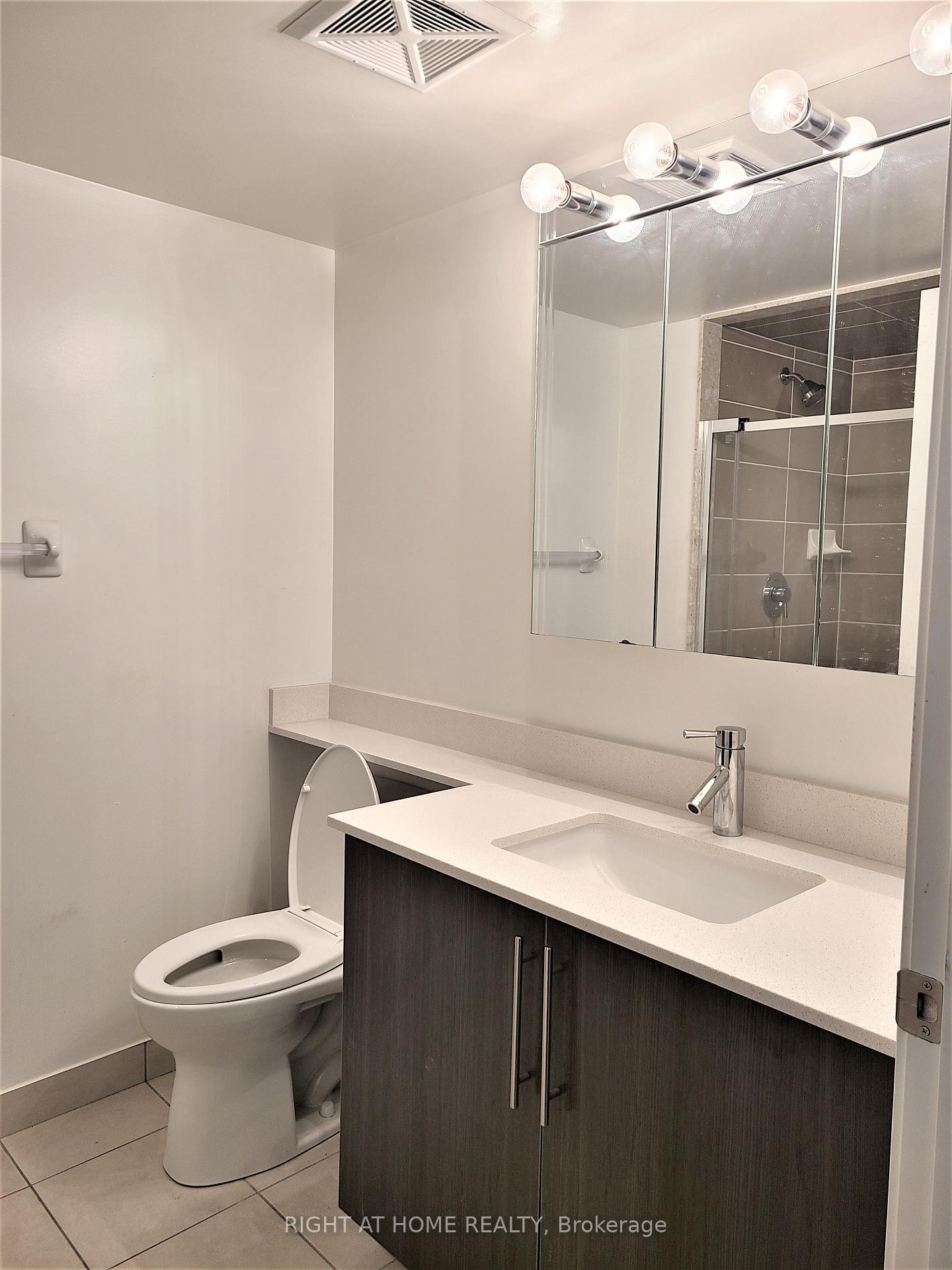 Photo 10 of Unit 711, 1 Michael Power Place, Etobicoke, Islington-City Centre West — HOMEH