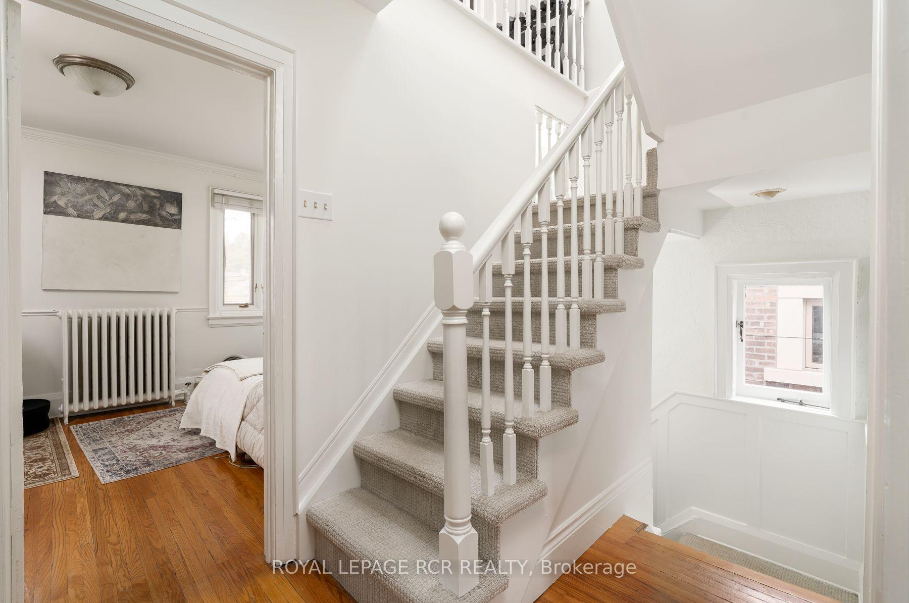 Photo 17 of 214 Briar Hill Avenue, Toronto, Lawrence Park South — HOMEH