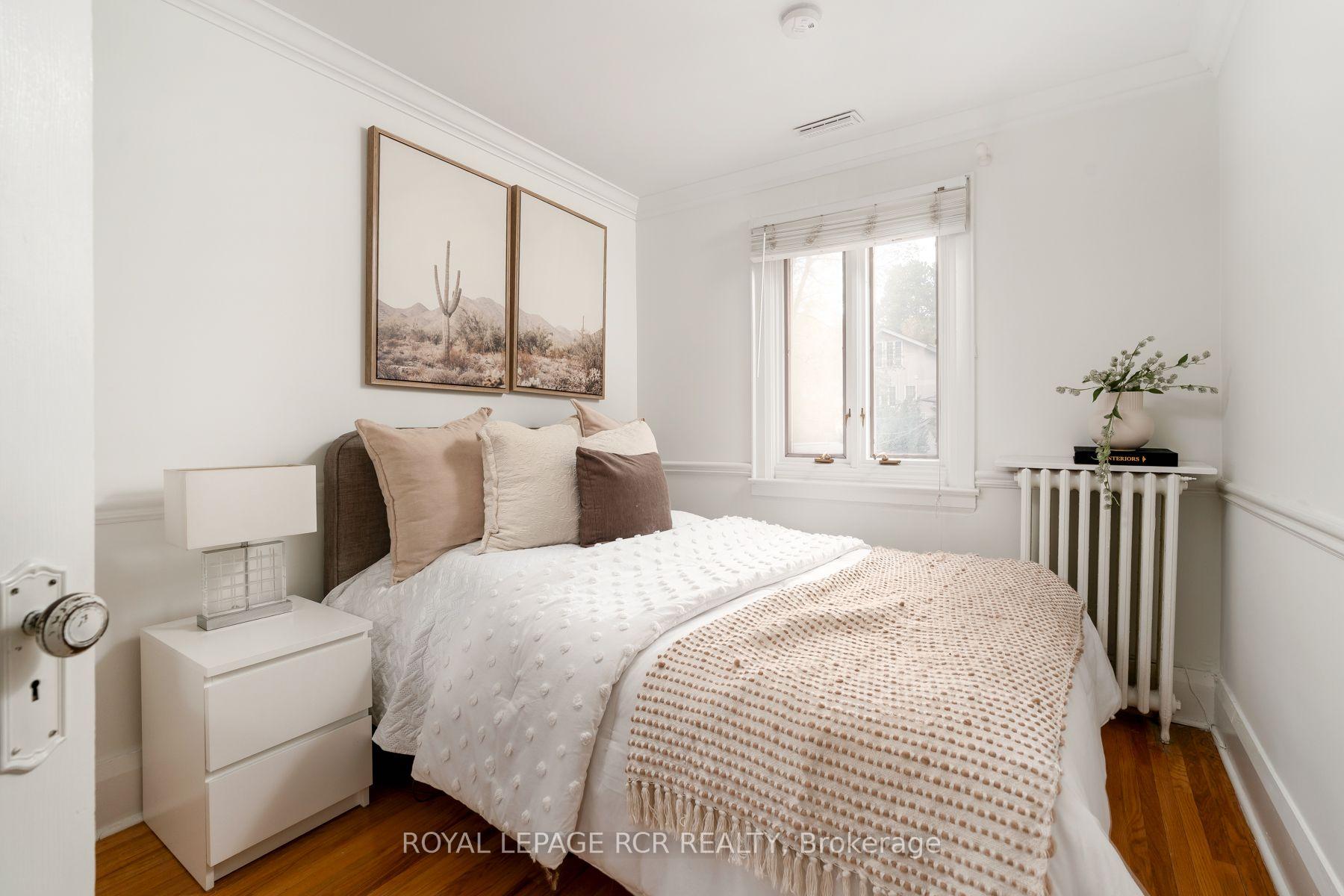 Photo 19 of 214 Briar Hill Avenue, Toronto, Lawrence Park South — HOMEH
