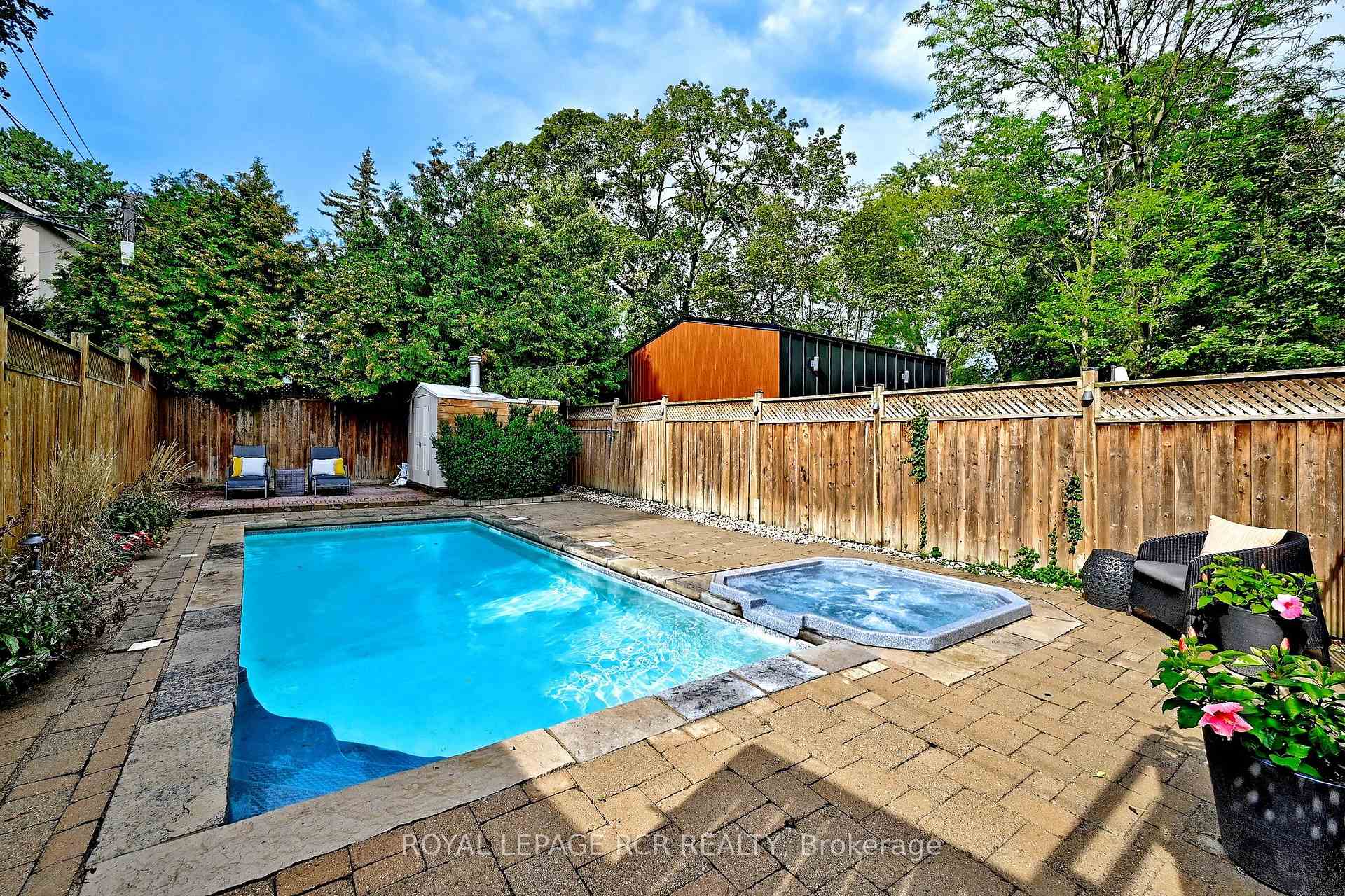 Photo 23 of 214 Briar Hill Avenue, Toronto, Lawrence Park South — HOMEH