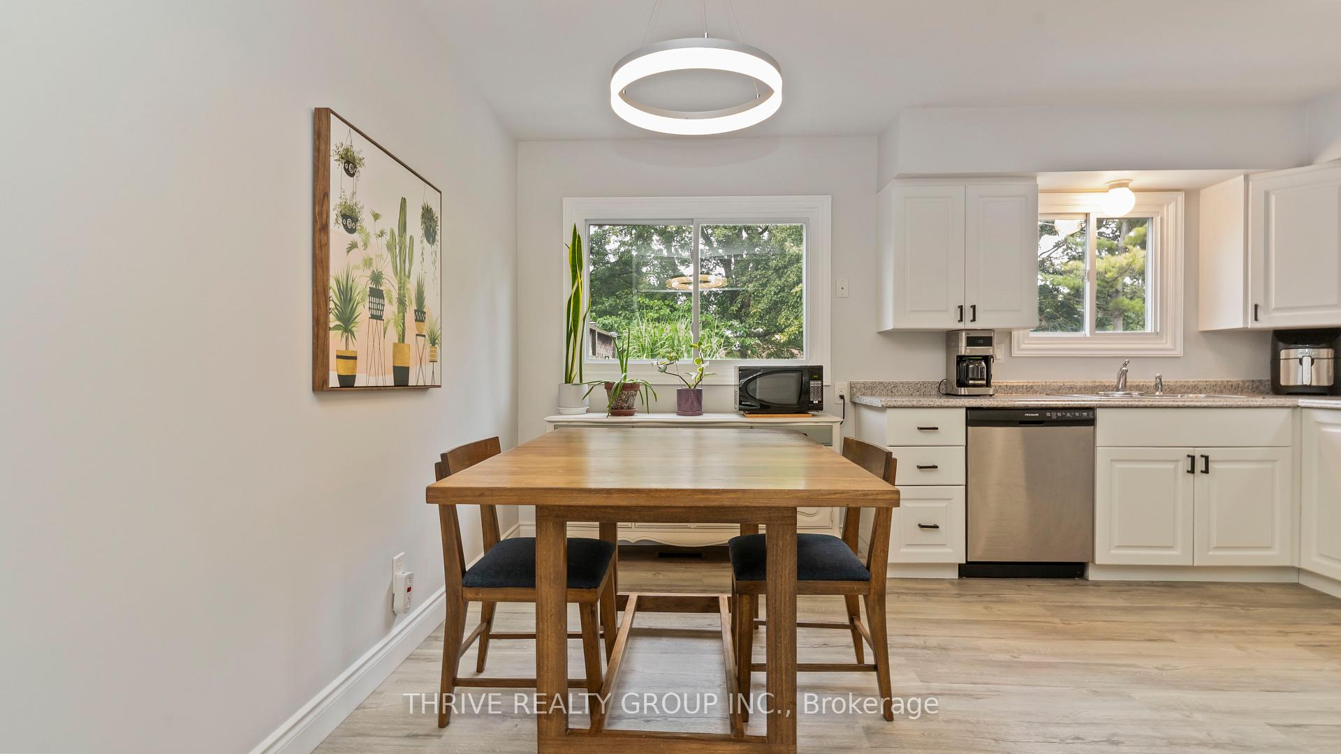 Photo 7 of 83 Scotchmere Crescent, London, South X — HOMEH
