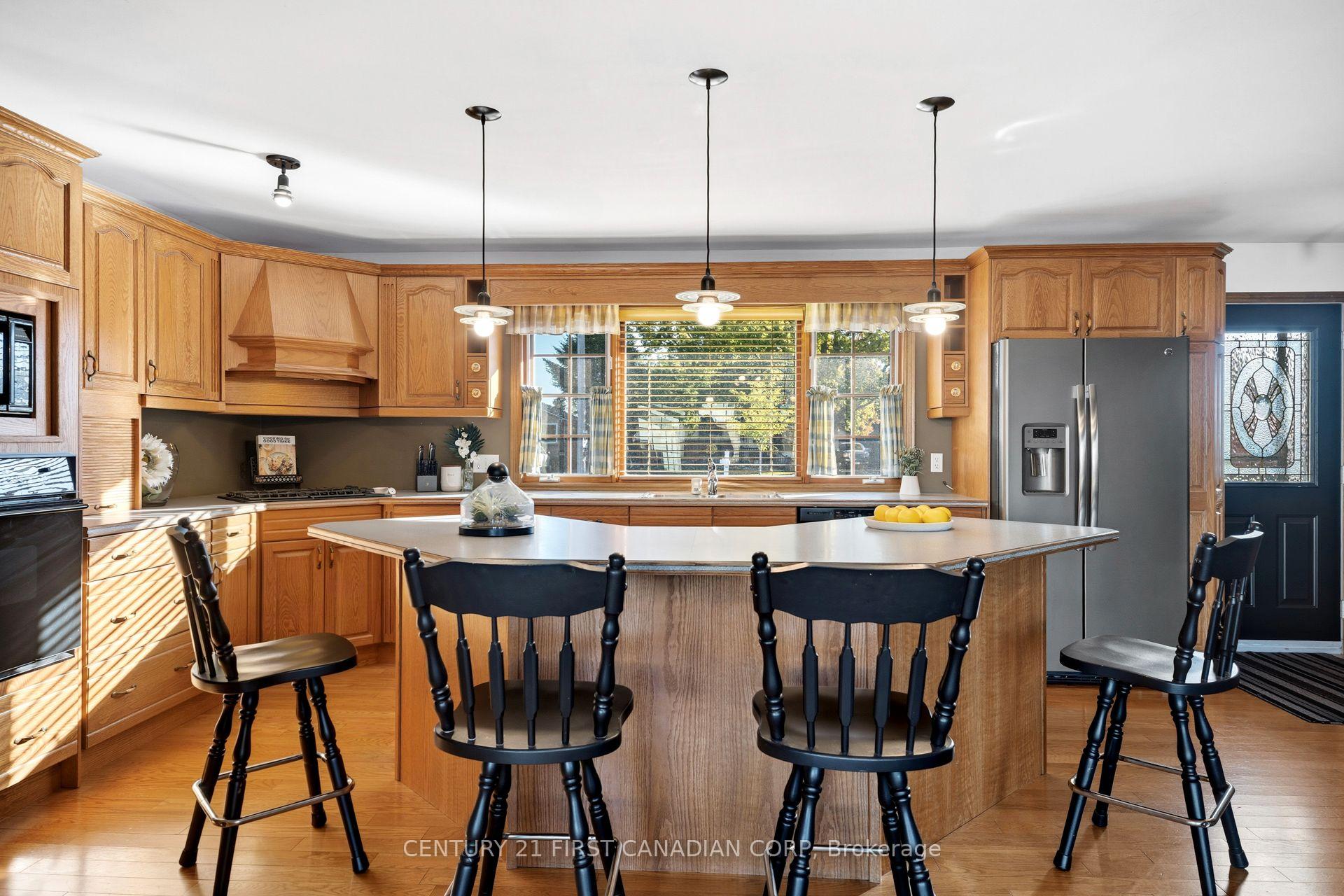 Photo 9 of 175 Bancroft Road, London, East I — HOMEH