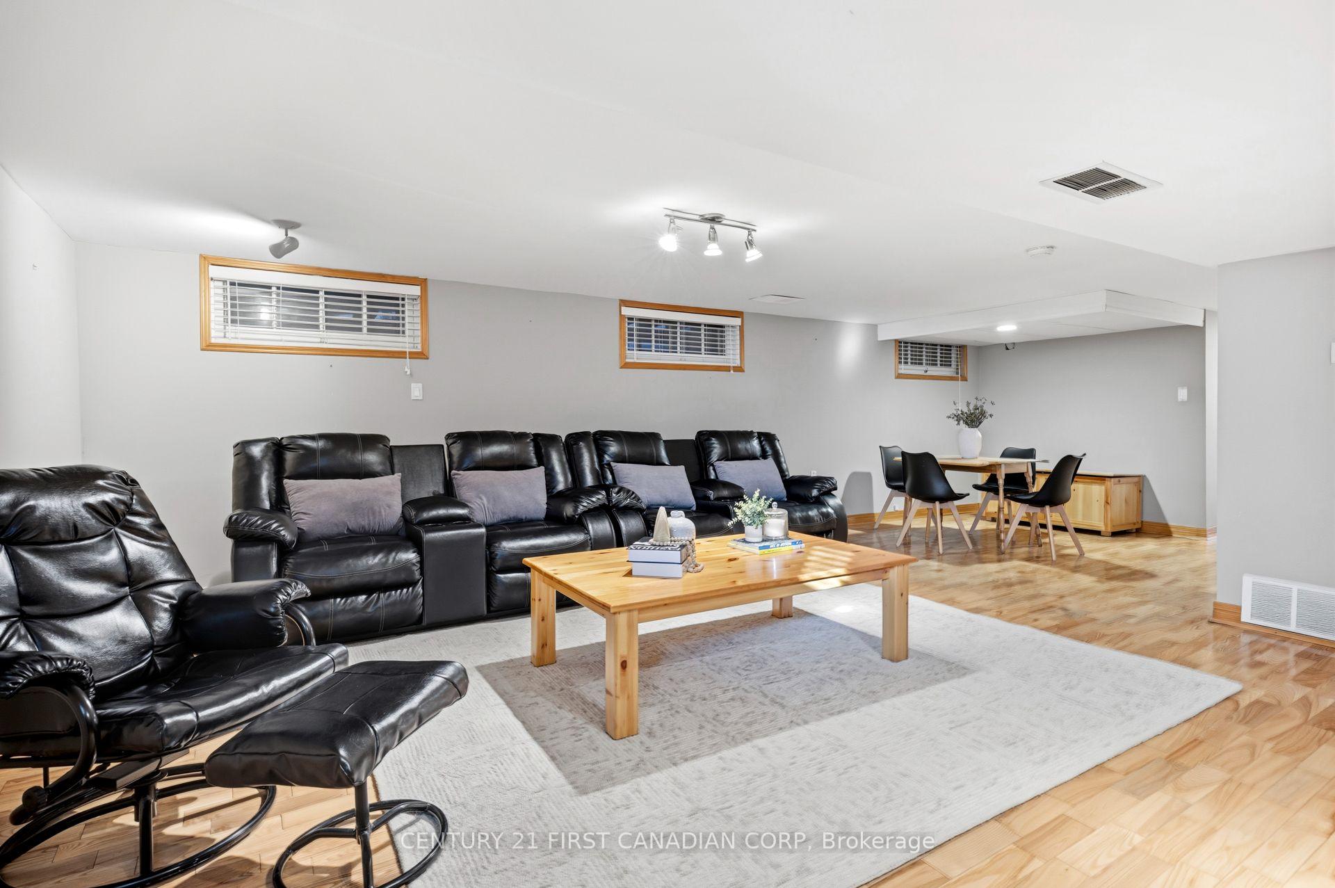 Photo 25 of 175 Bancroft Road, London, East I — HOMEH