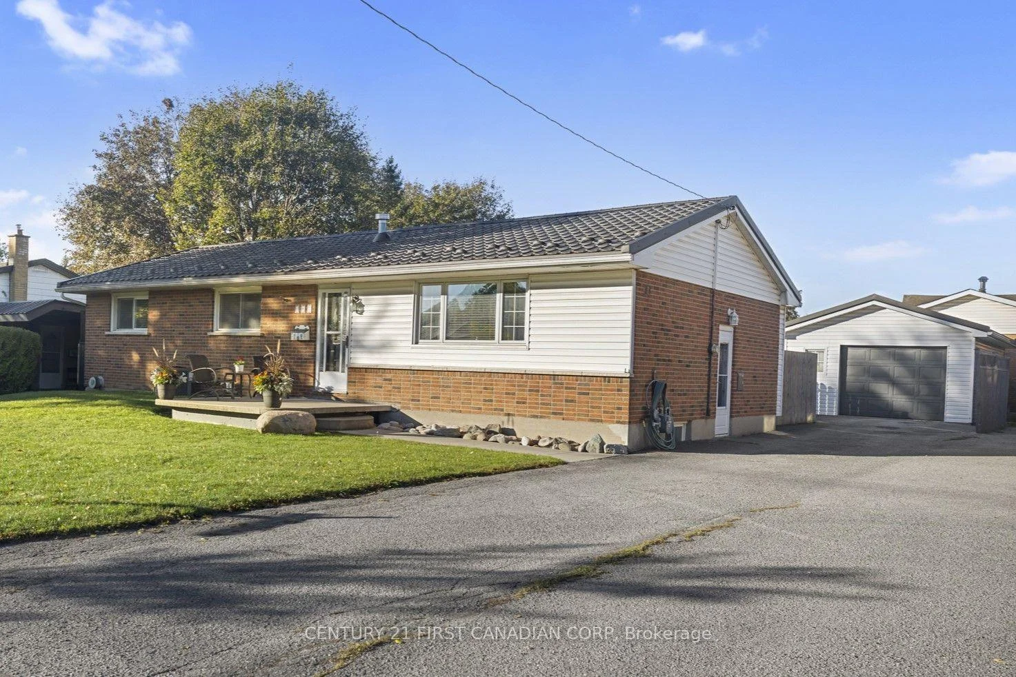 Photo 5 of 175 Bancroft Road, London, East I — HOMEH