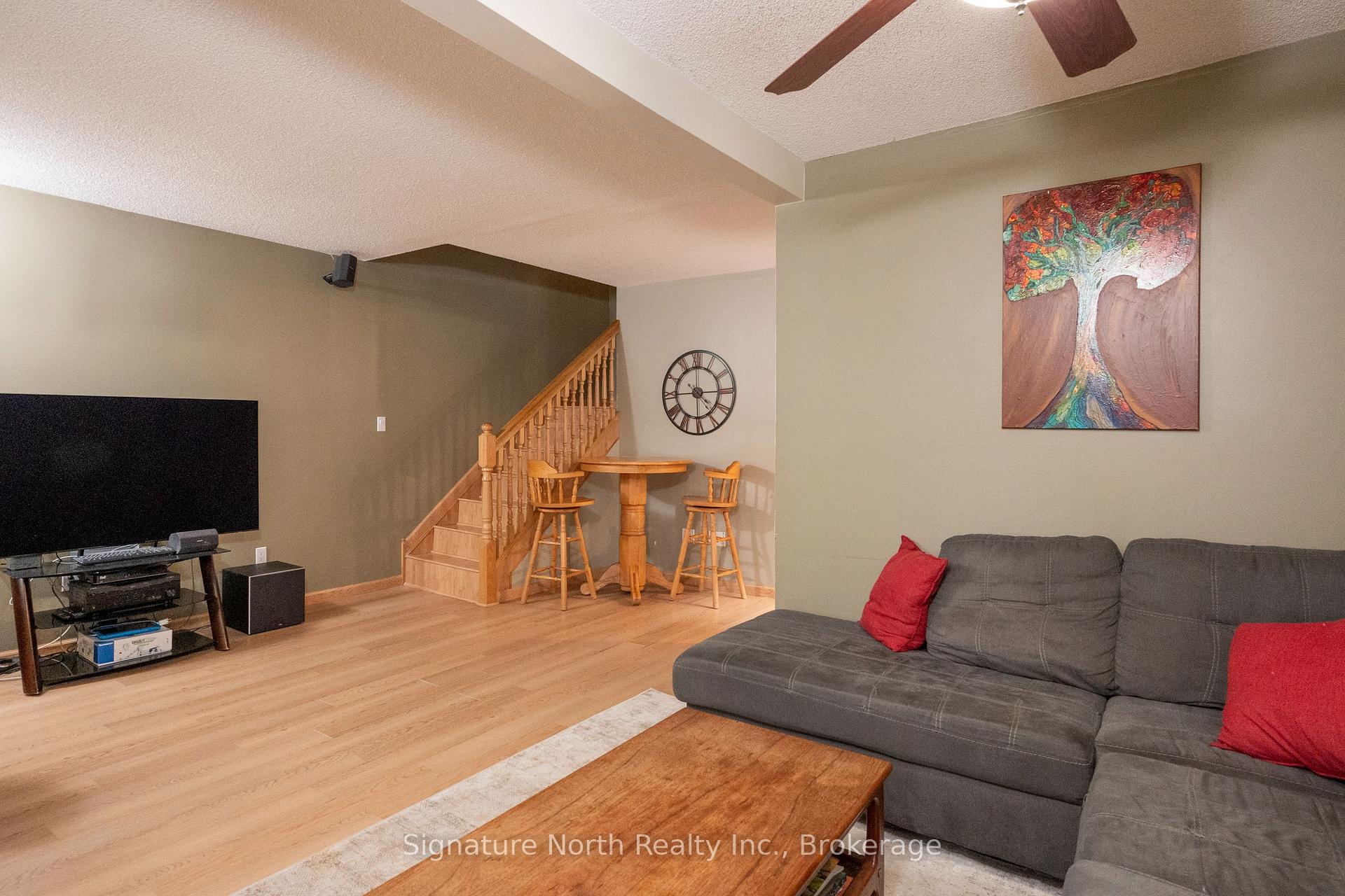 Photo 14 of 17 Ontario Street W, Thunder Bay, Court / Cumberland — HOMEH