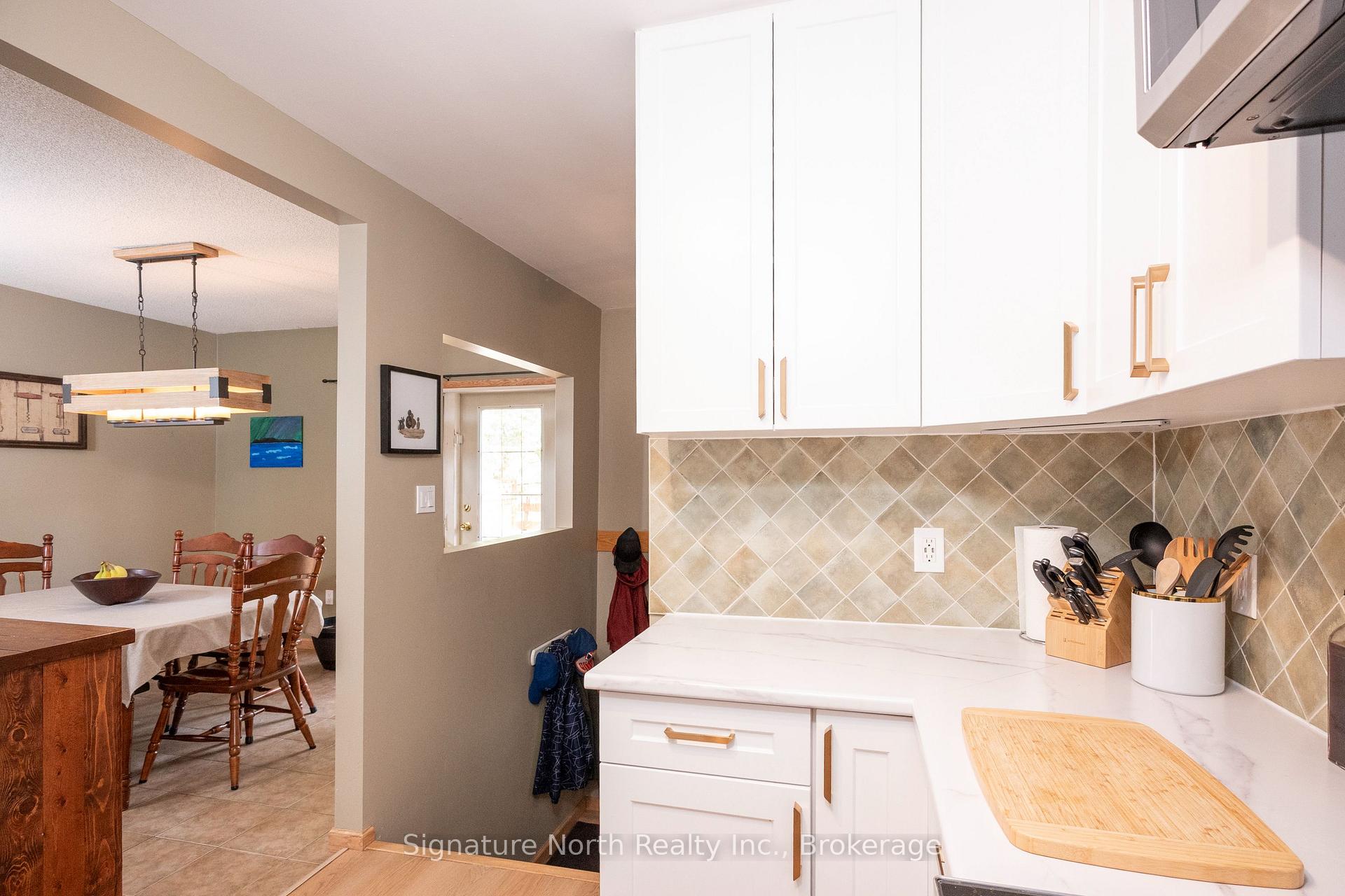 Photo 20 of 17 Ontario Street W, Thunder Bay, Court / Cumberland — HOMEH