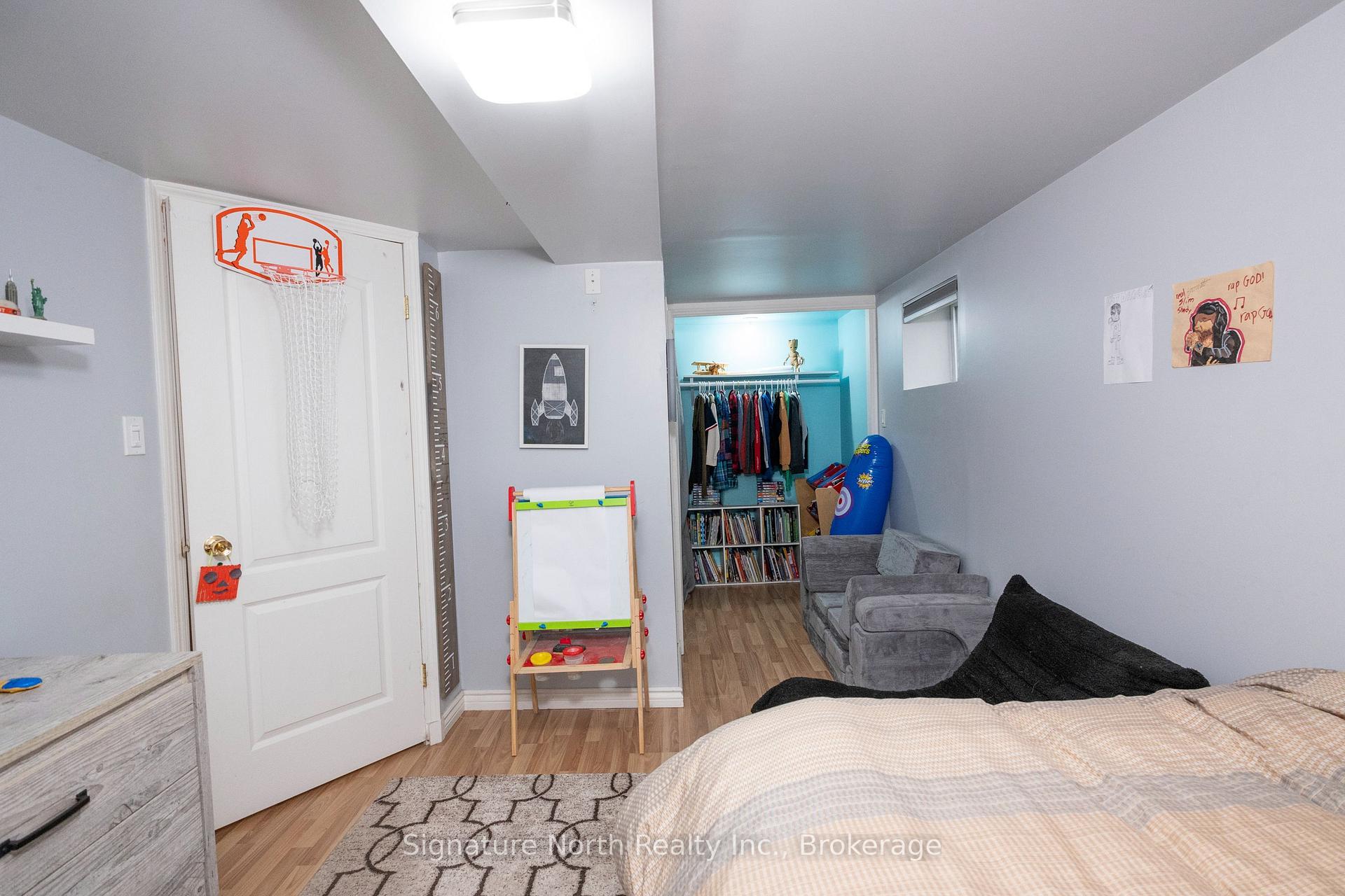 Photo 34 of 17 Ontario Street W, Thunder Bay, Court / Cumberland — HOMEH