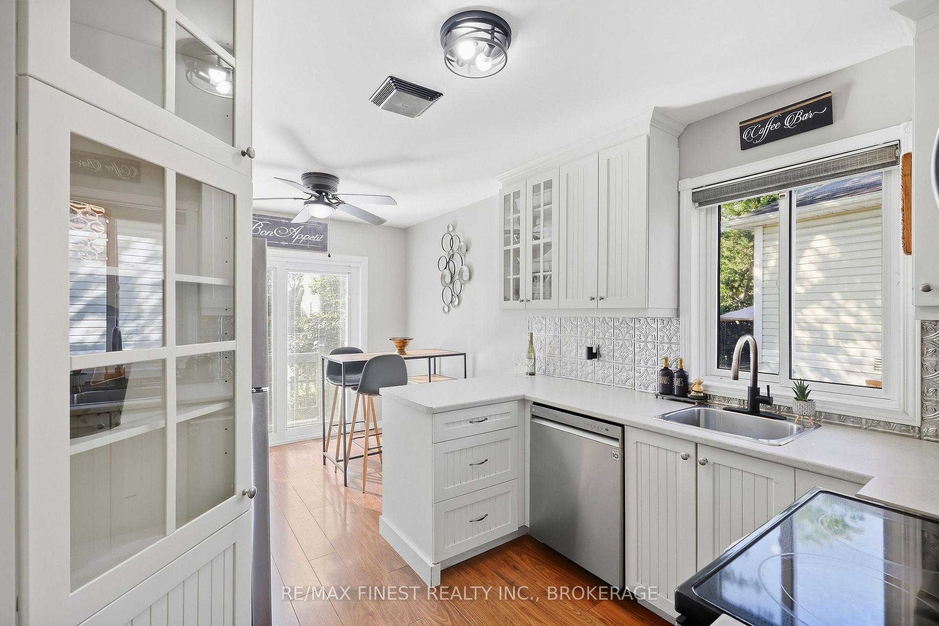 Photo 11 of 1377 Brackenwood Crescent, Kingston, City Northwest — HOMEH